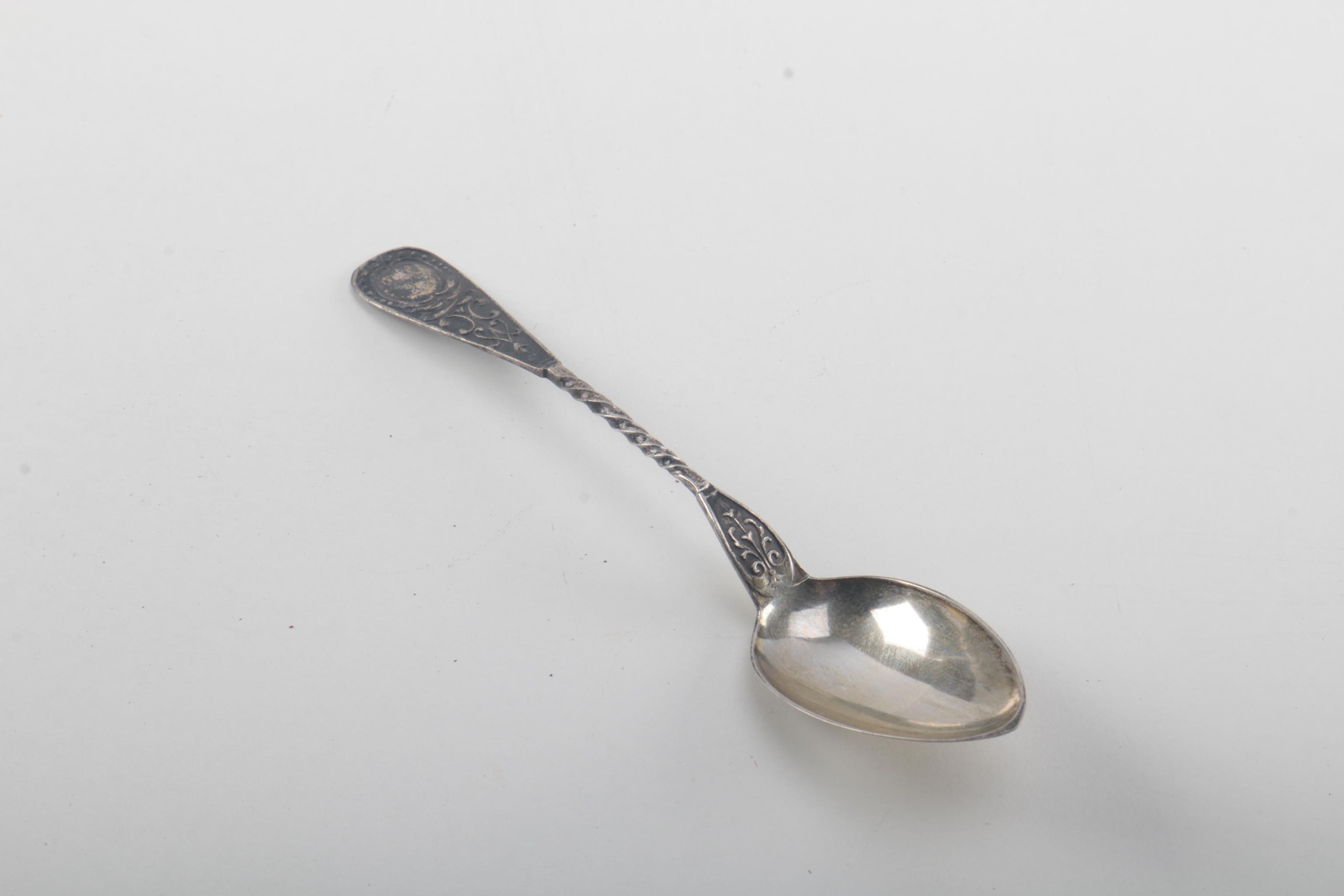 Ceramic Apple Sugar Jar With 800 Silver Spoon