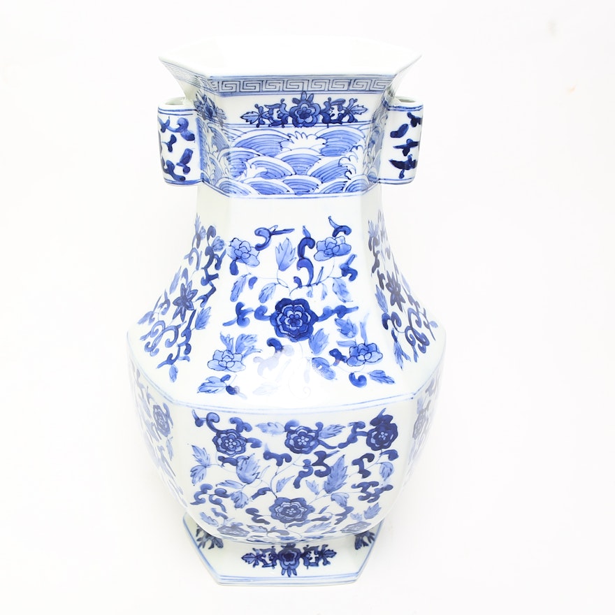 Blue and White Chinese Porcelain Vase