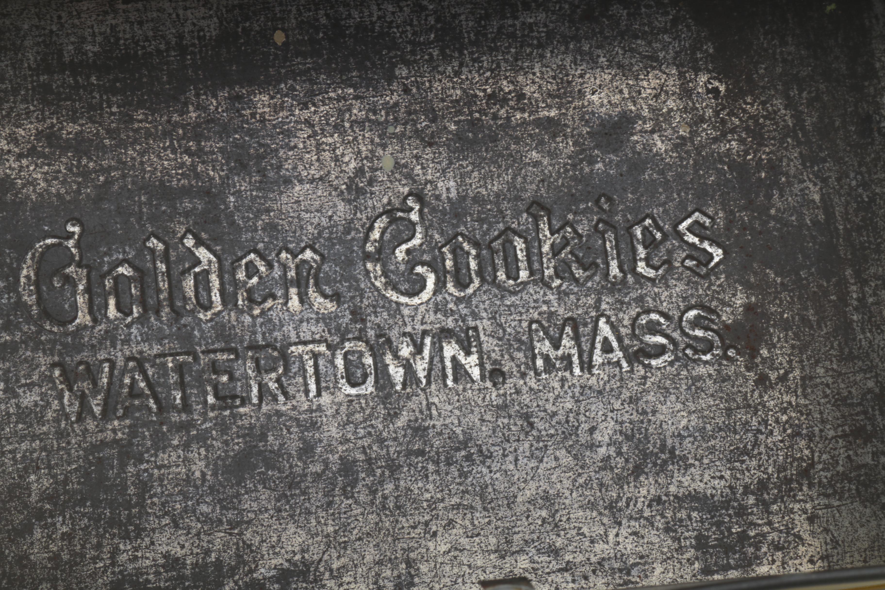 Vintage Golden Cookies "Bread" Tin and "Patriotic Picnic Basket" Tin