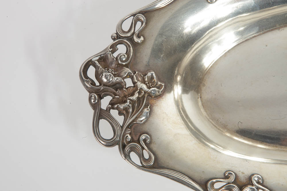 Woodside Sterling Co. Sterling Silver Bread Tray