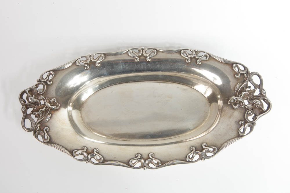 Woodside Sterling Co. Sterling Silver Bread Tray