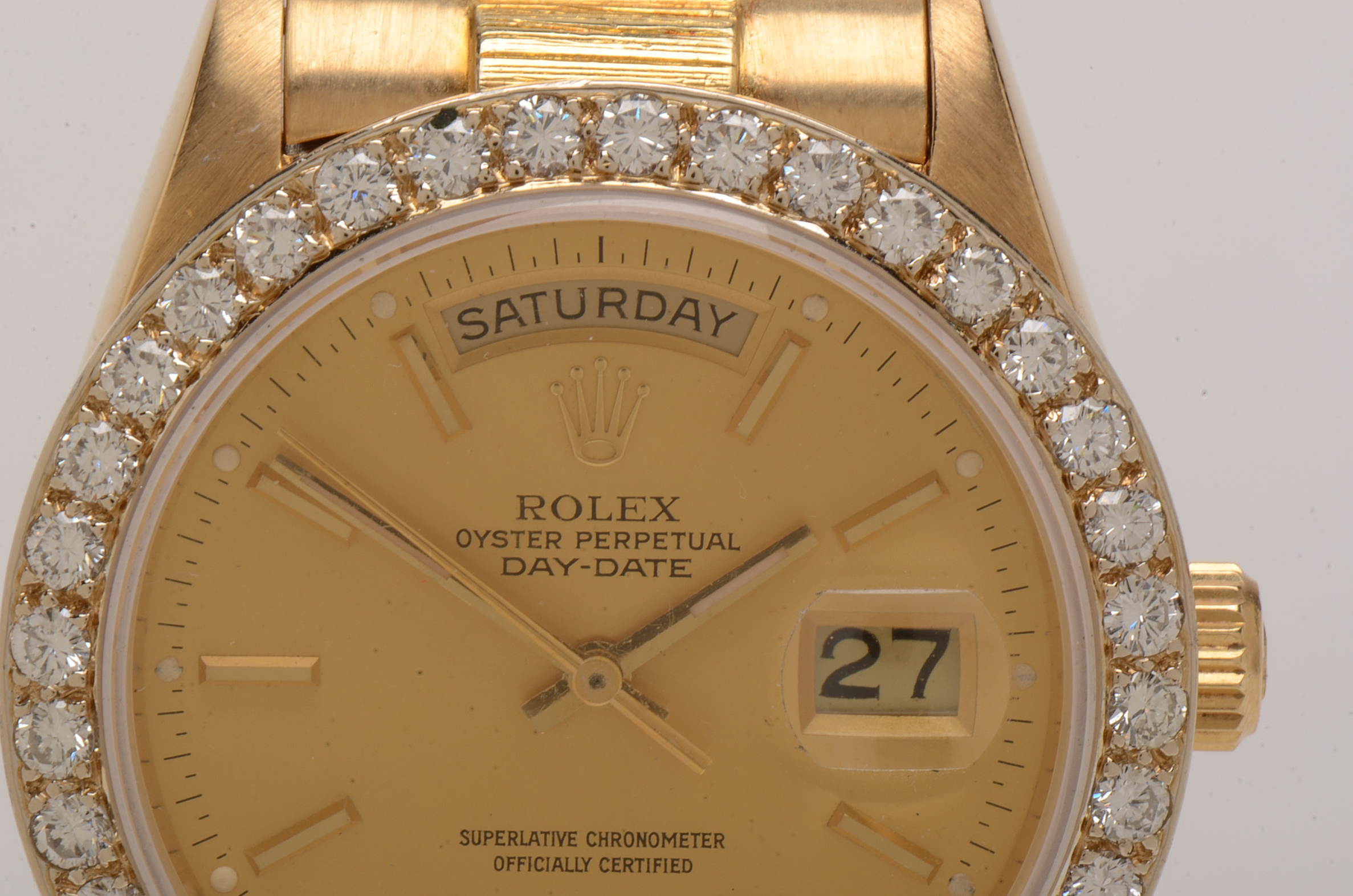 Vintage Rolex Day-Date 18K Yellow Gold Diamond Bezel Watch