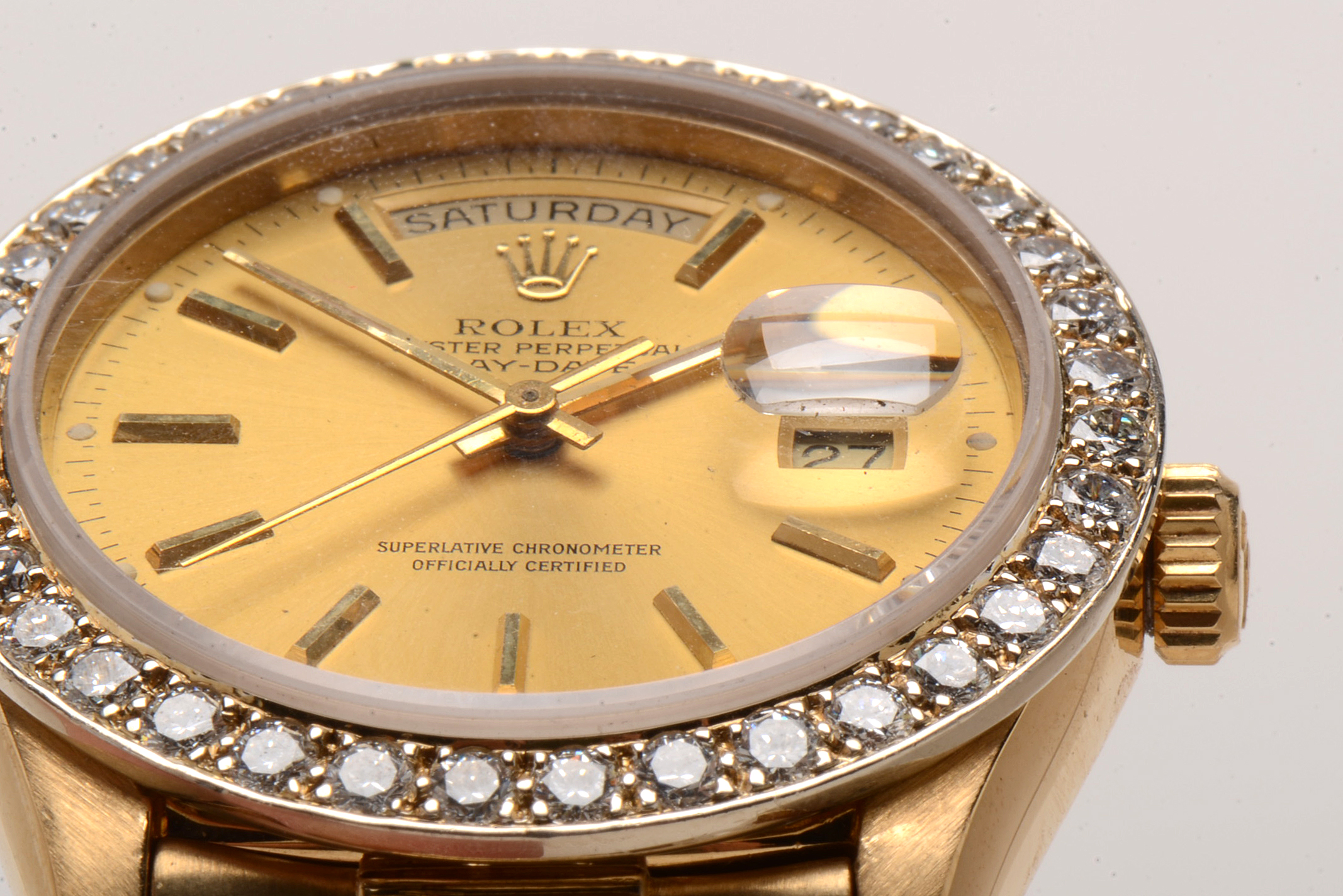 Vintage Rolex Day-Date 18K Yellow Gold Diamond Bezel Watch
