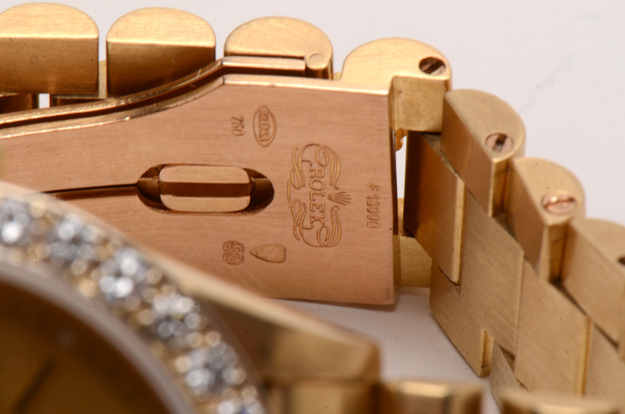 Vintage Rolex Day-Date 18K Yellow Gold Diamond Bezel Watch