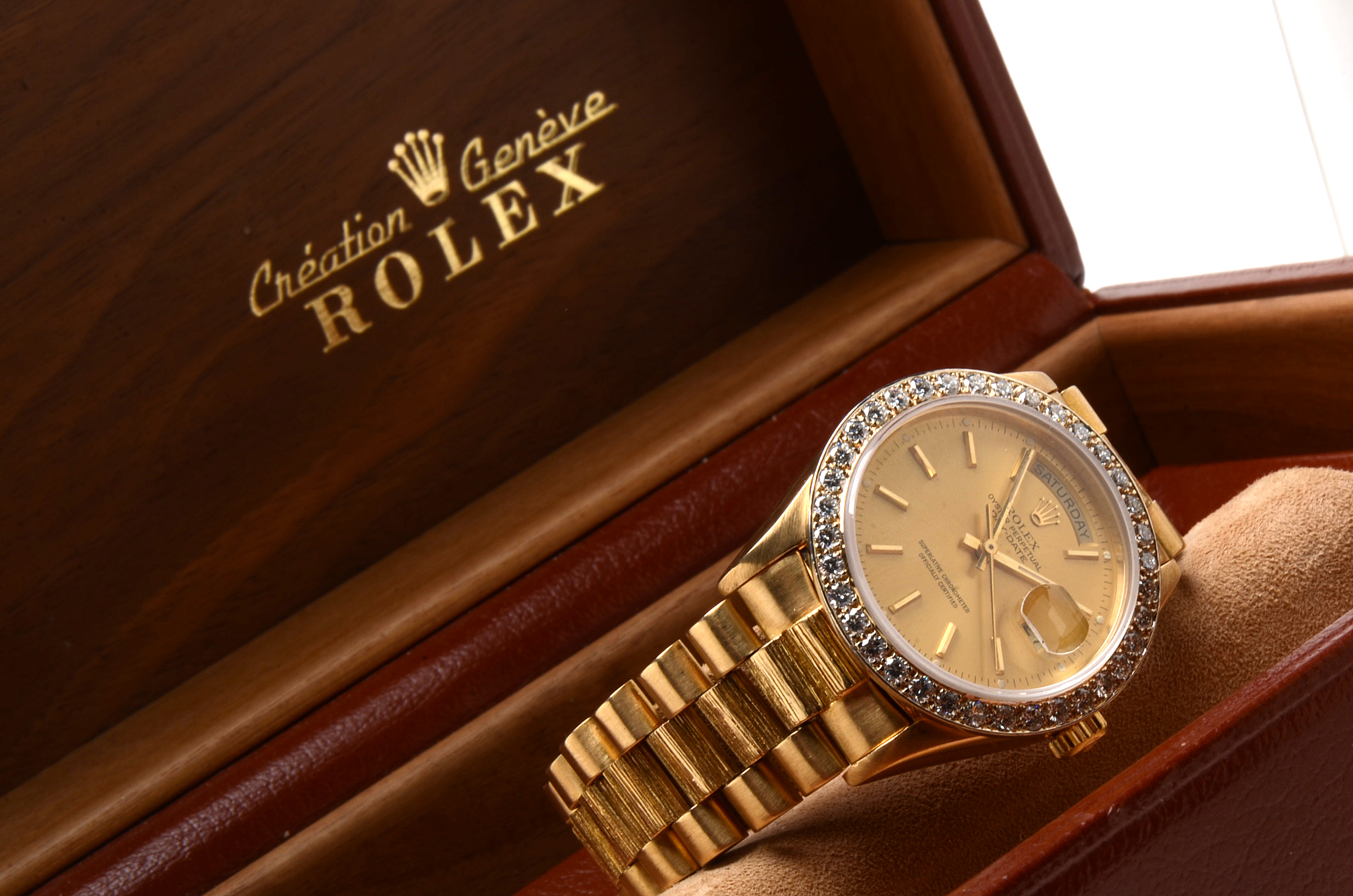 Vintage Rolex Day-Date 18K Yellow Gold Diamond Bezel Watch