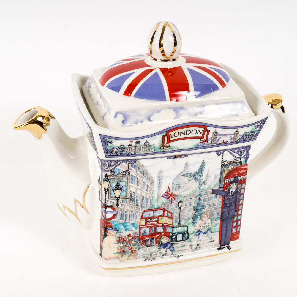 James Sadler "Best of British" Piccadilly Teapot