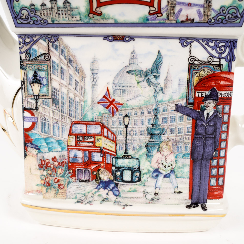 James Sadler "Best of British" Piccadilly Teapot