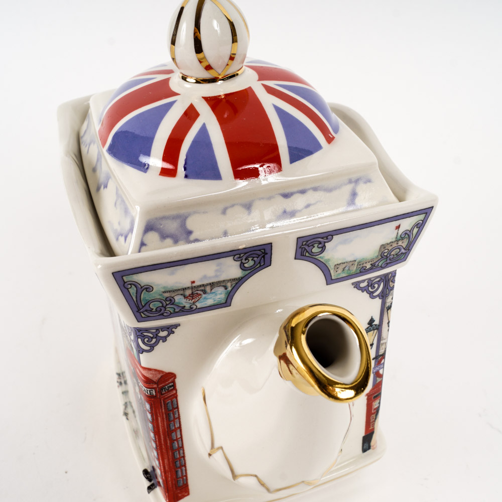 James Sadler "Best of British" Piccadilly Teapot