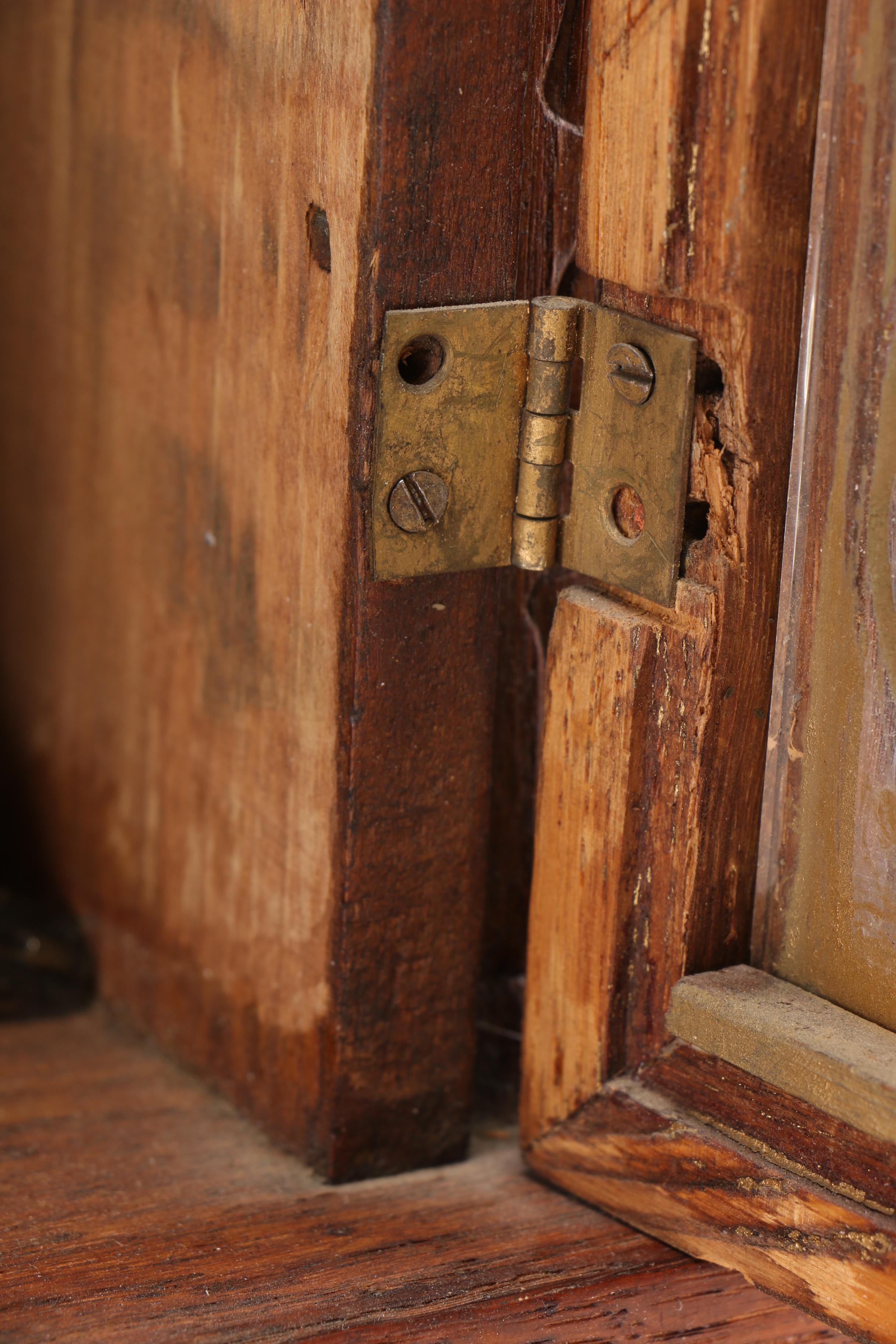 Antique Waterbury Clock Co. Gingerbread Mantel Clock