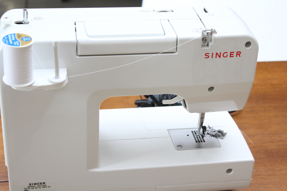 Singer Sewing Machine Promise 1409