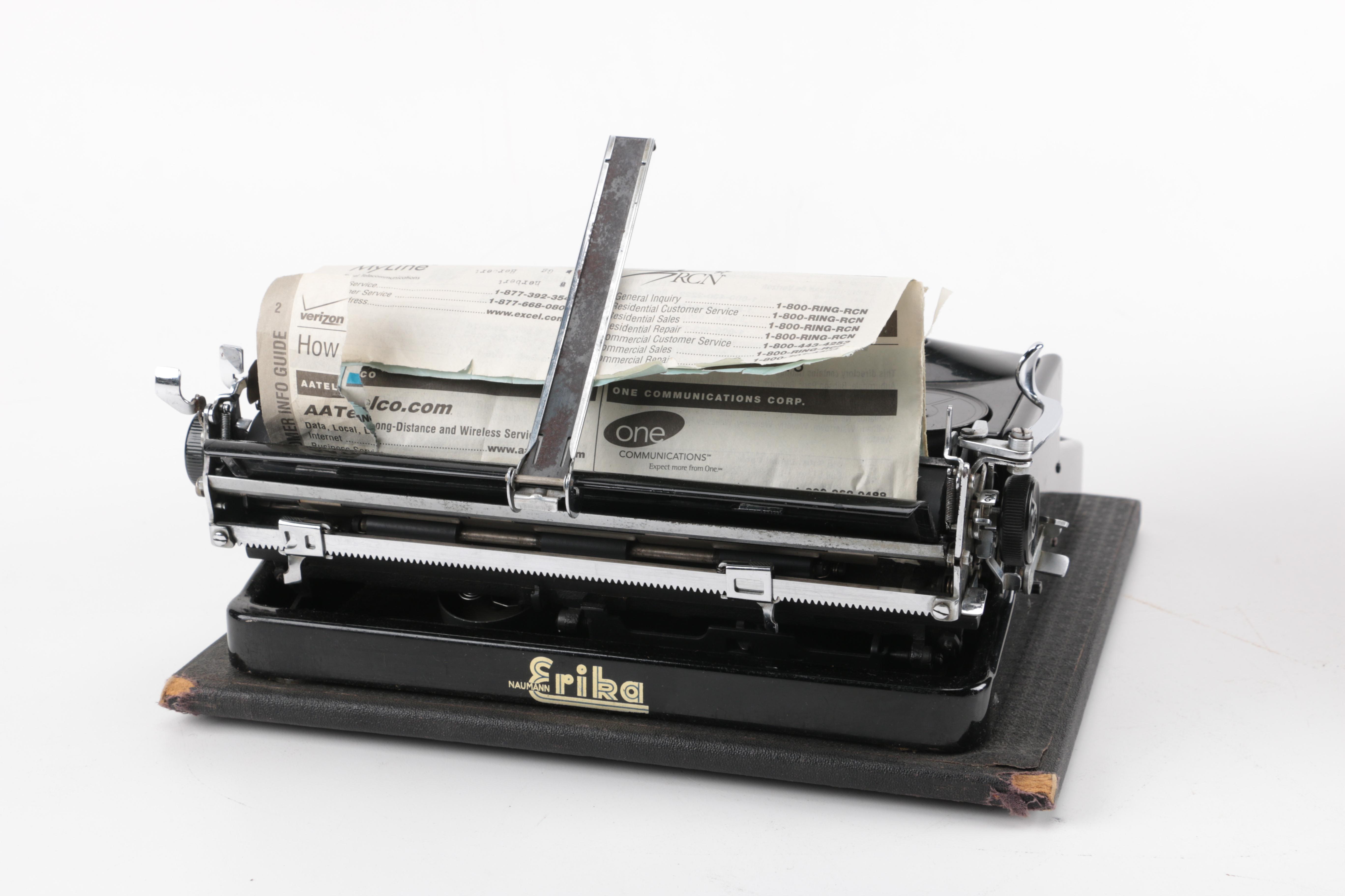 Vintage A.-G. Seidel & Naumann Dresden "Erika #5" Typewriter