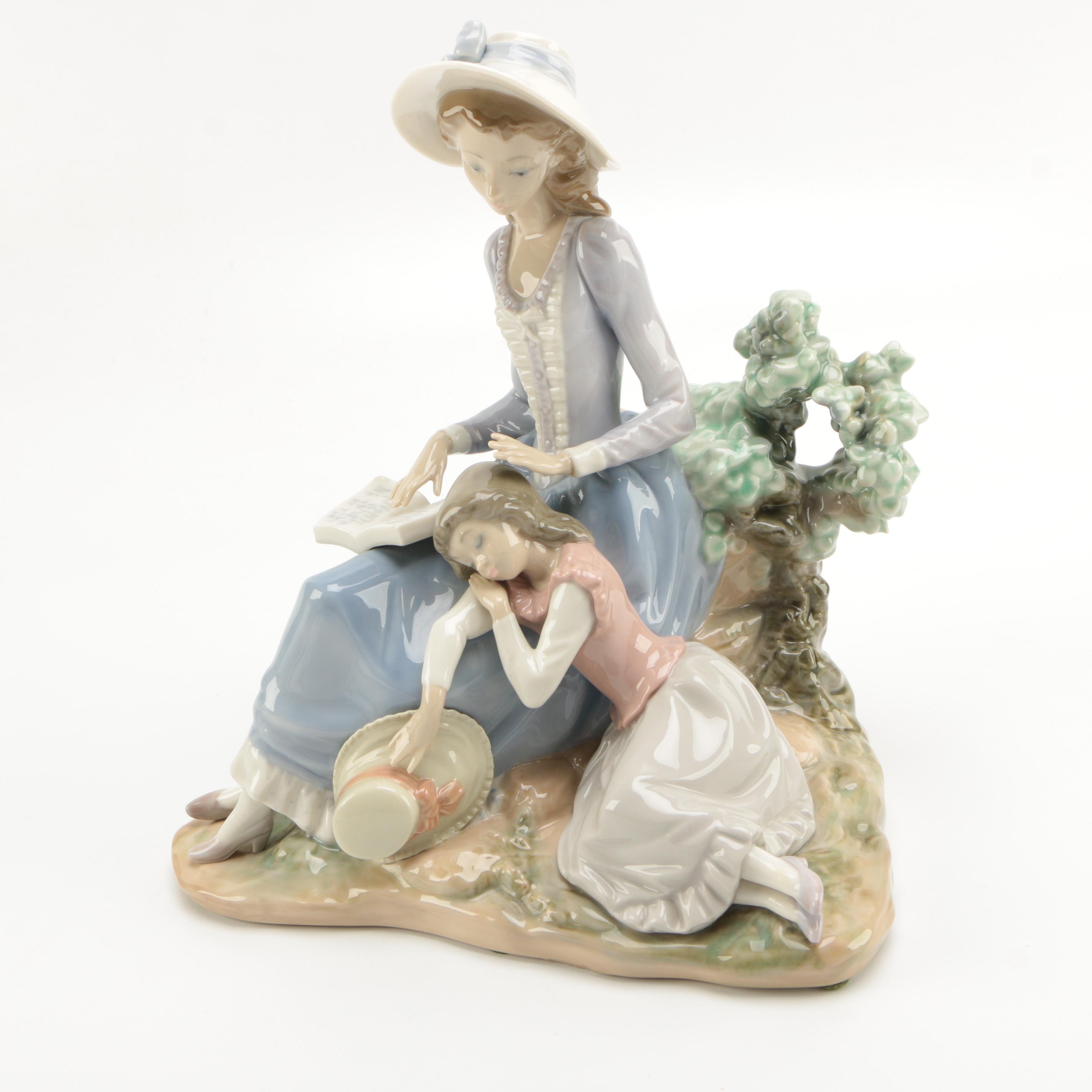 1980 Lladró "Woman and Girl Sleeping" Porcelain Figurine