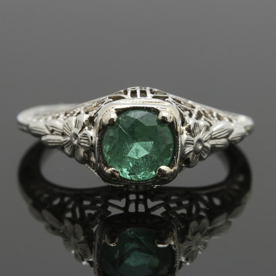 Antique Late Edwardian 18K White Gold Emerald Ring