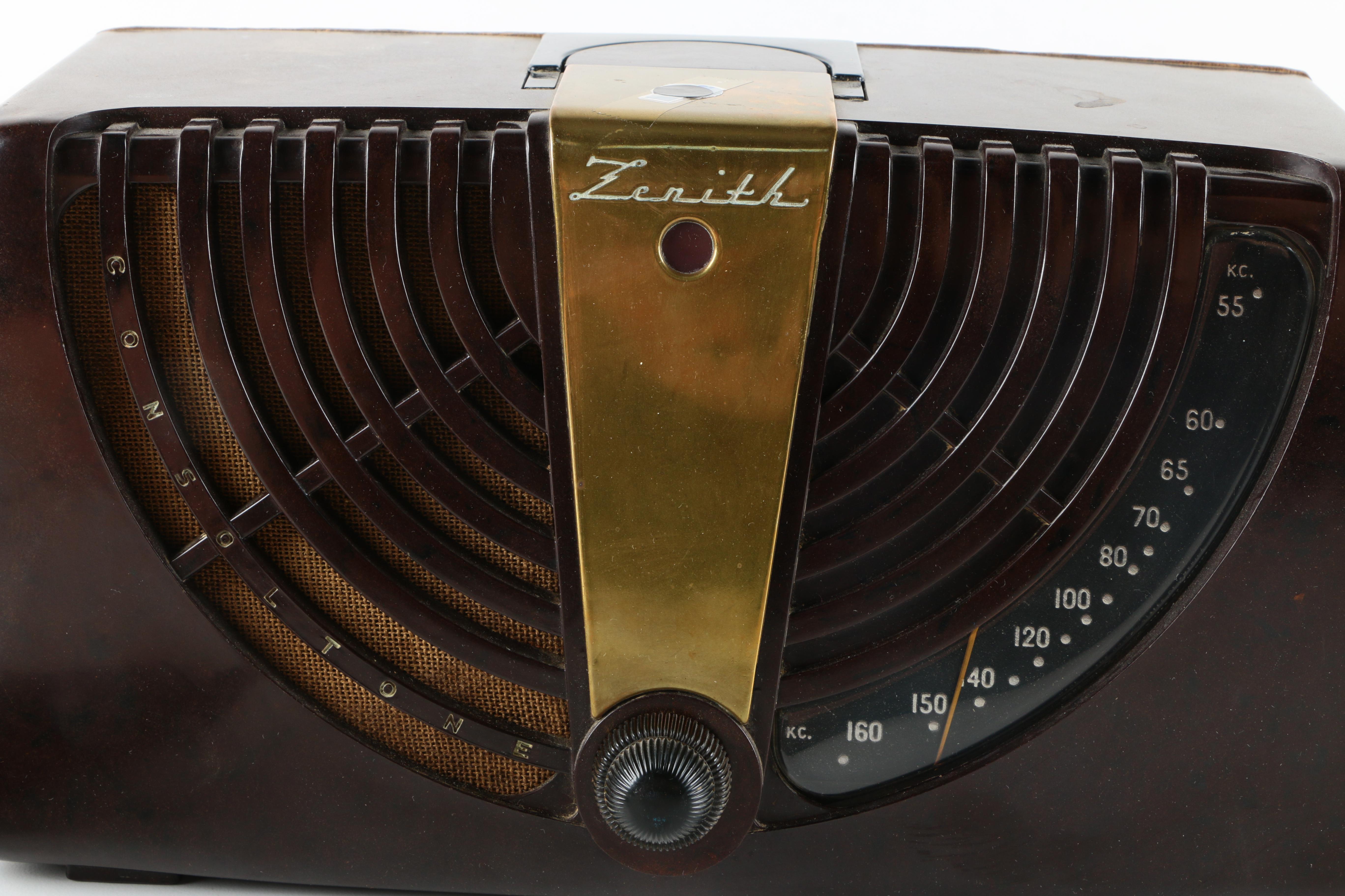 Vintage Zenith Consoltone Radio