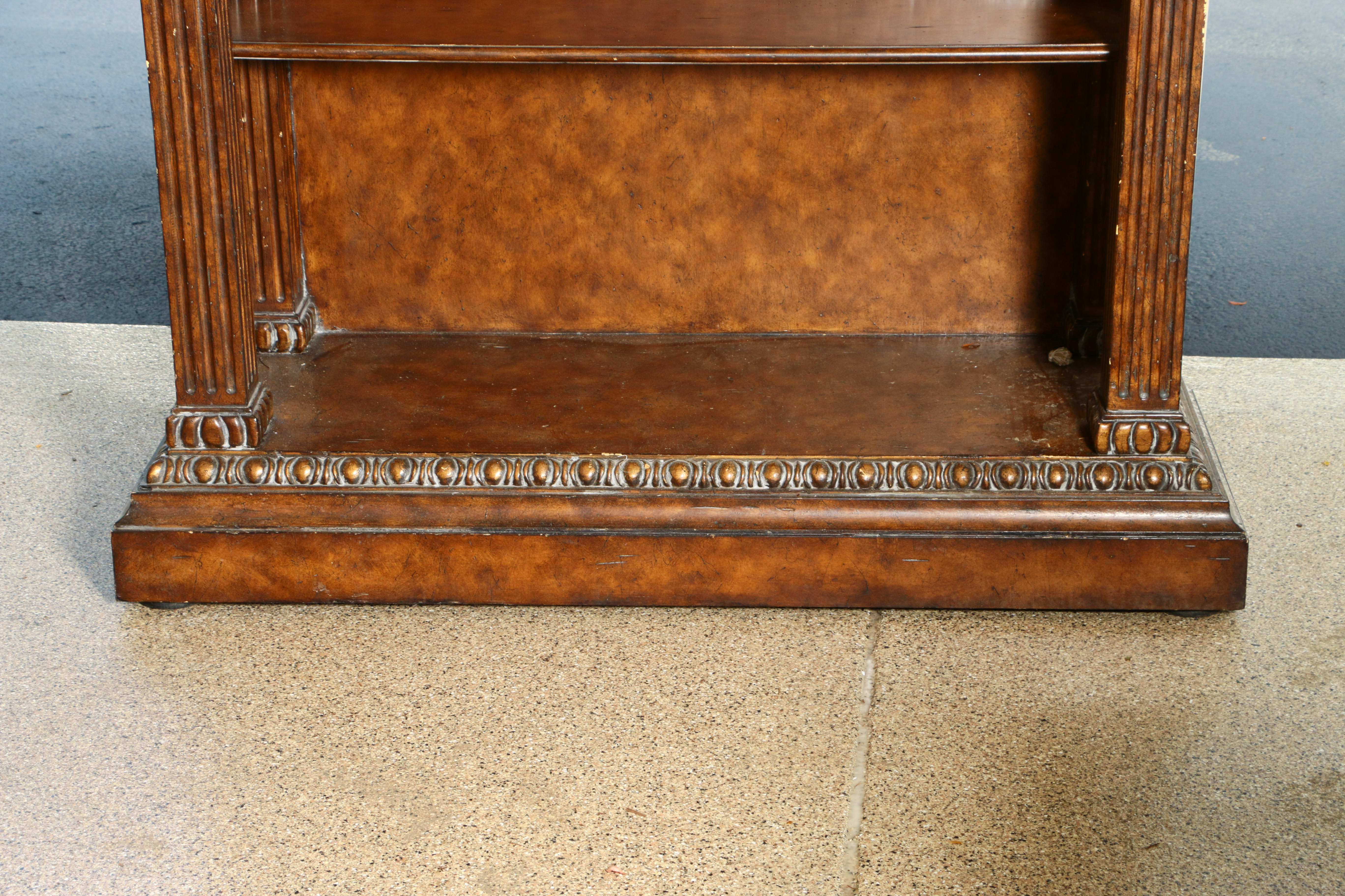 Neoclassical Style Lighted Display