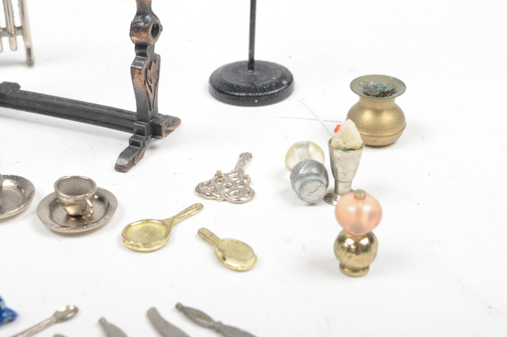 Vintage Doll House Accessories