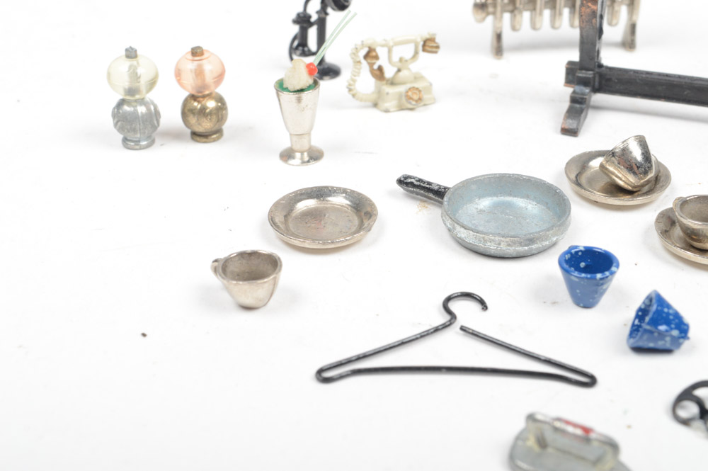 Vintage Doll House Accessories