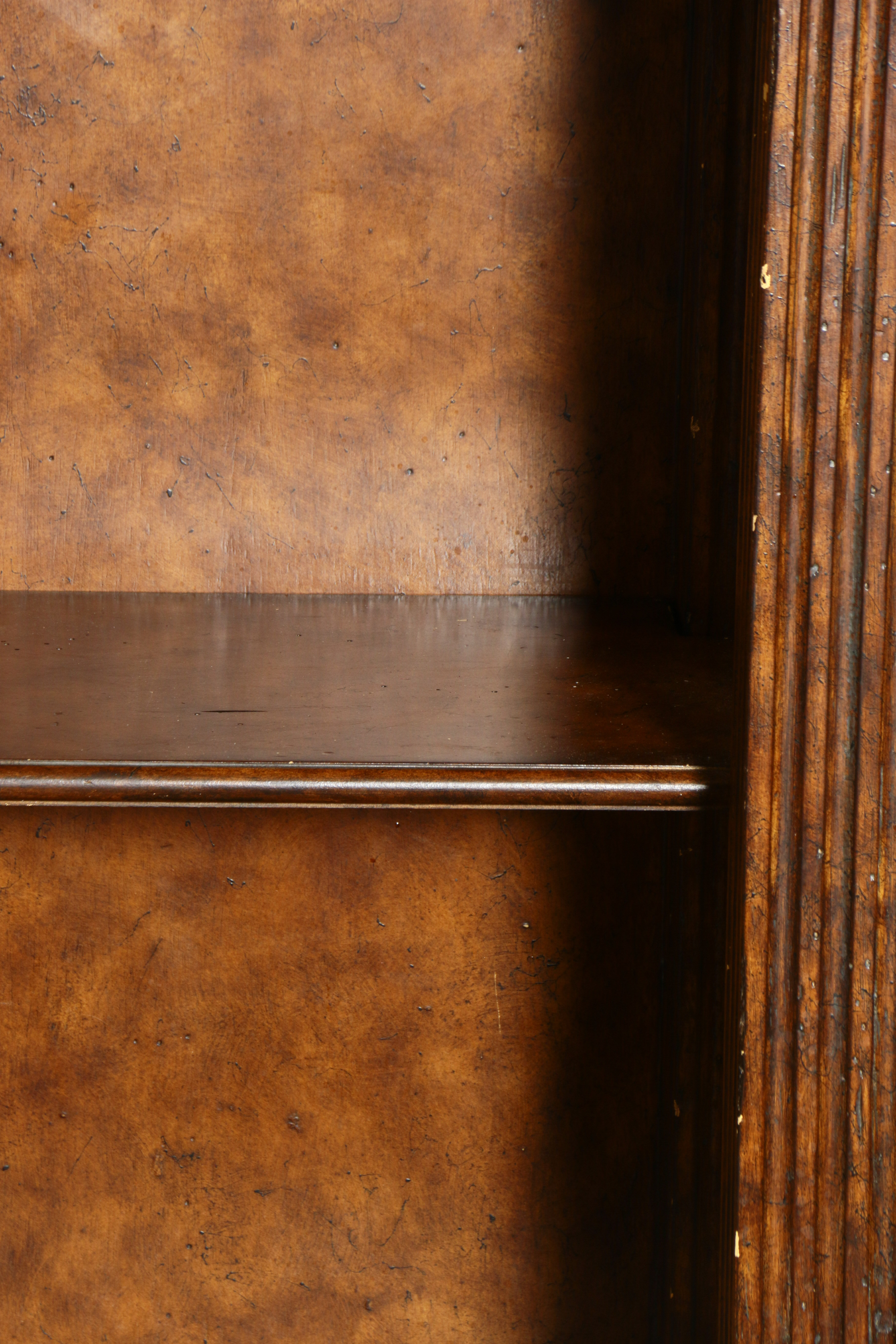 Neoclassical Style Lighted Display