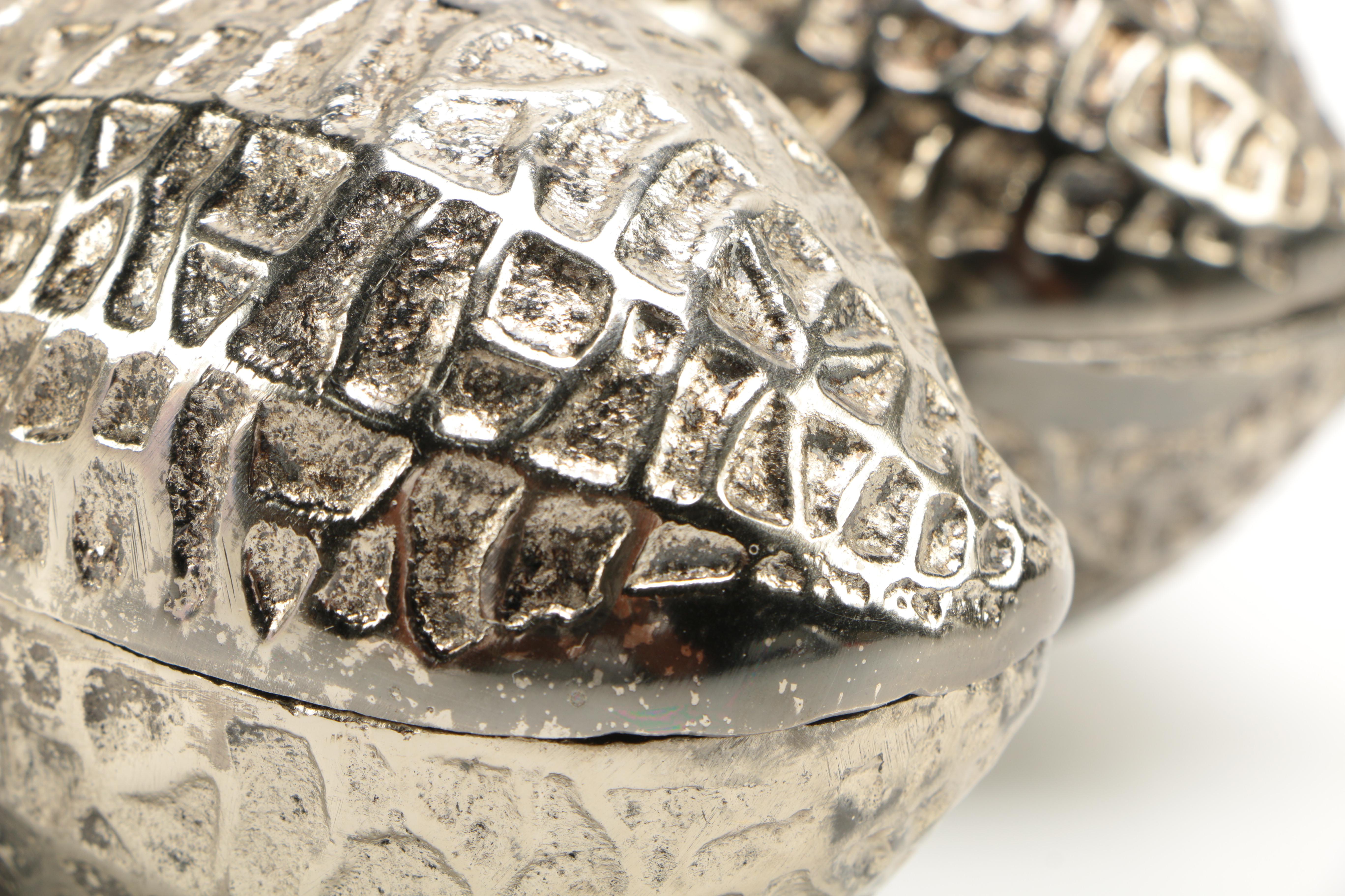 Vintage Peanut Decor Featuring Planter's Peanuts