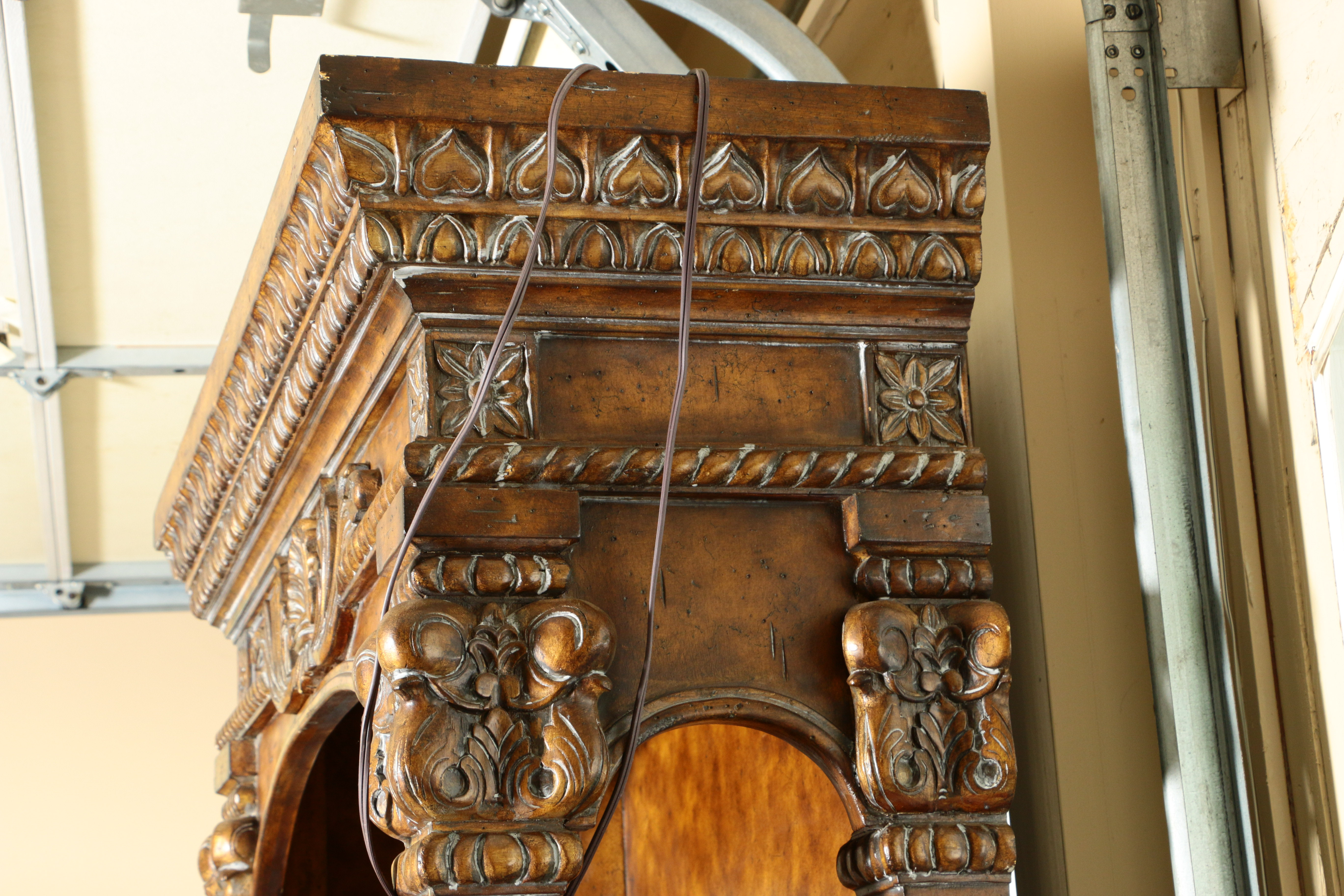 Neoclassical Style Lighted Display