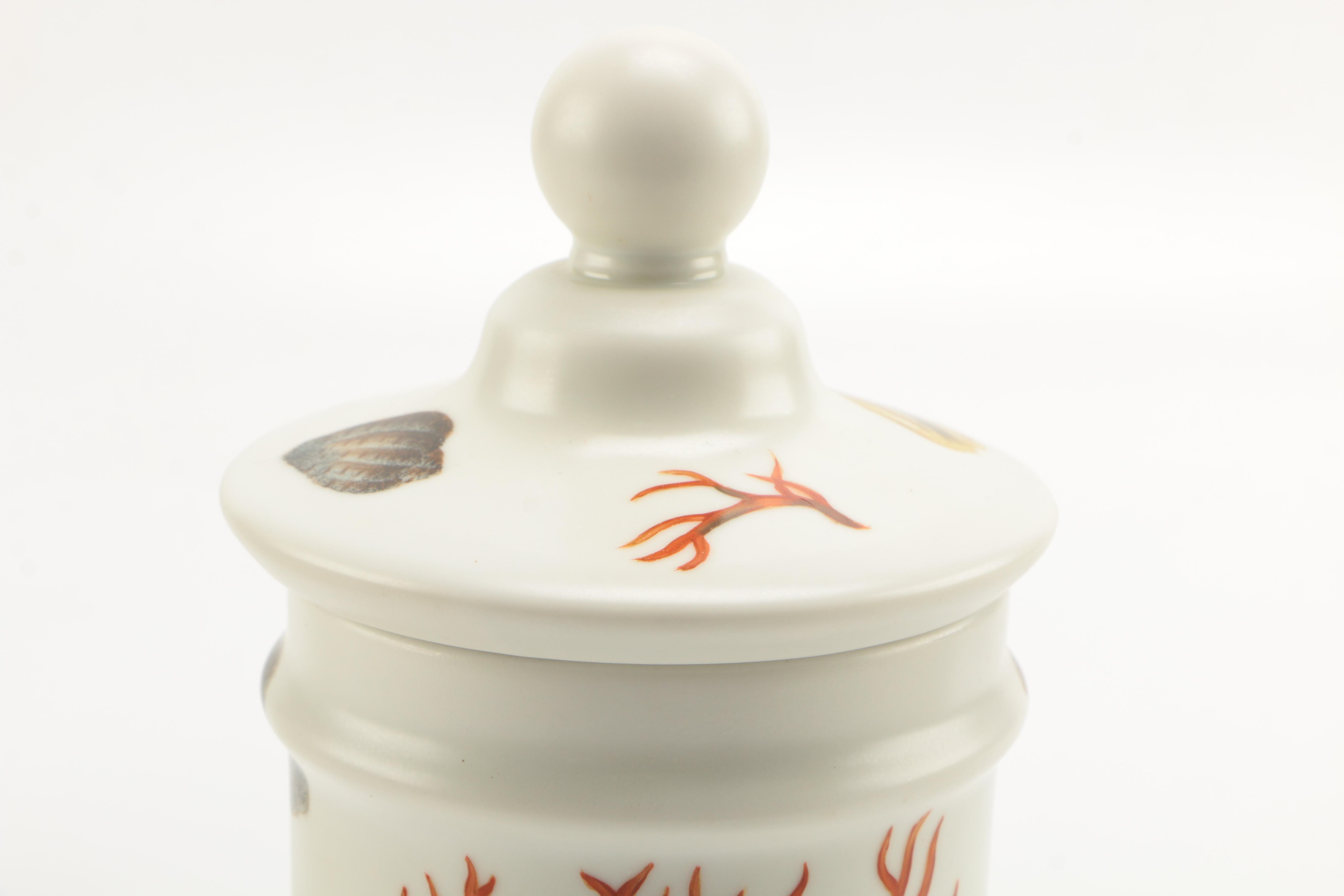 Jeanne Reed's Ocean Themed Bathroom Decor