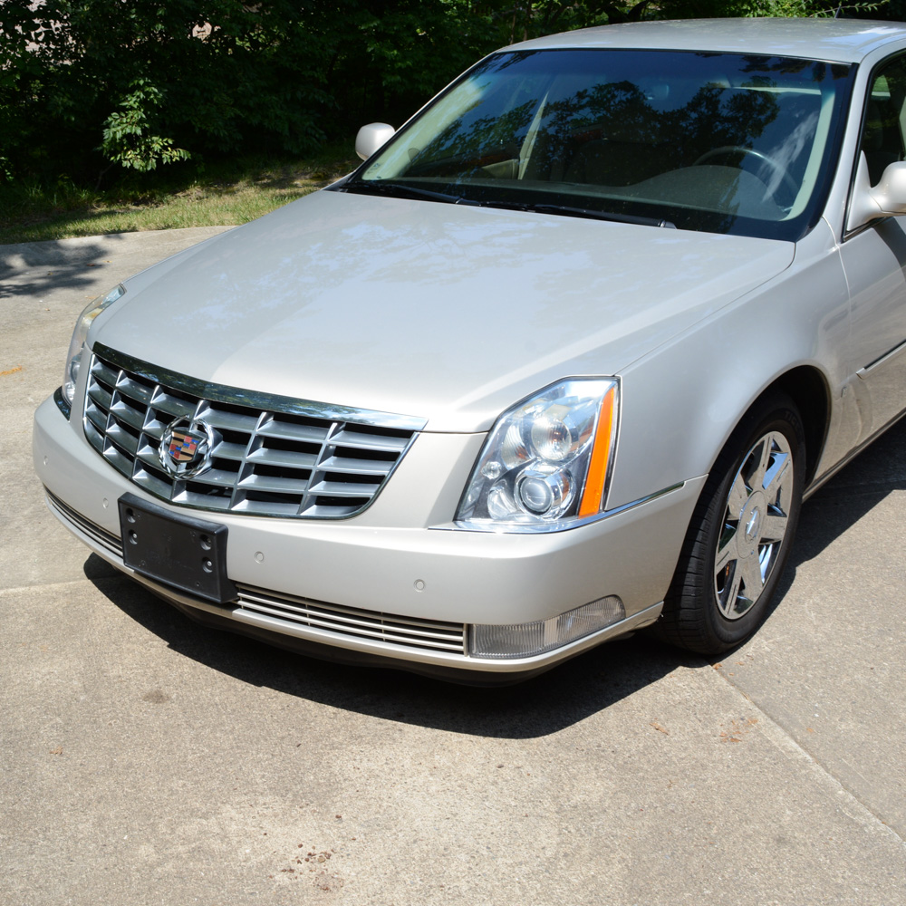 2007 Gold Mist Cadillac DTS