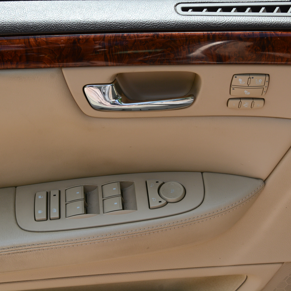 2007 Gold Mist Cadillac DTS