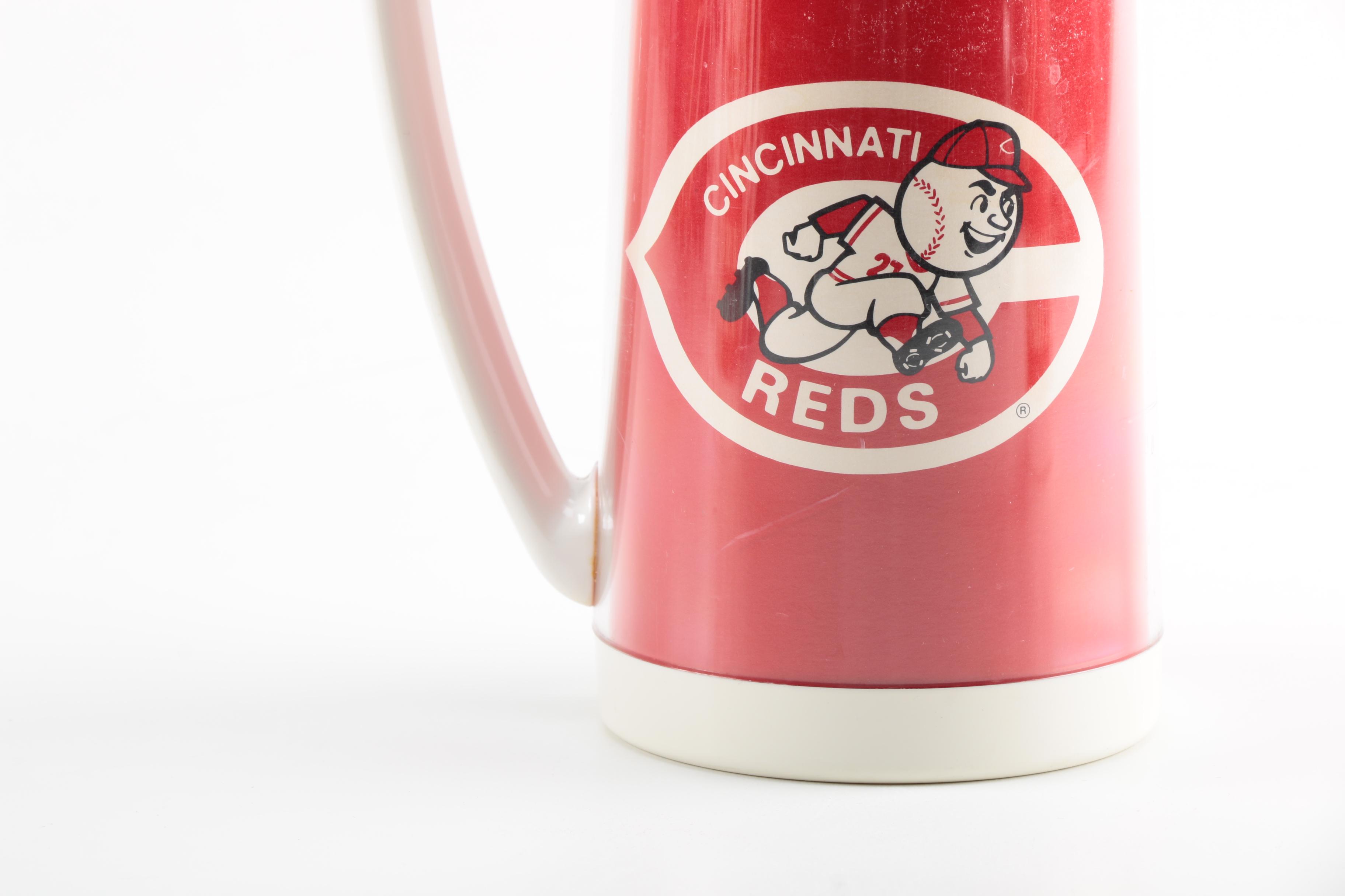 Plastic ThermoServ Cincinnati Reds Champions Mugs