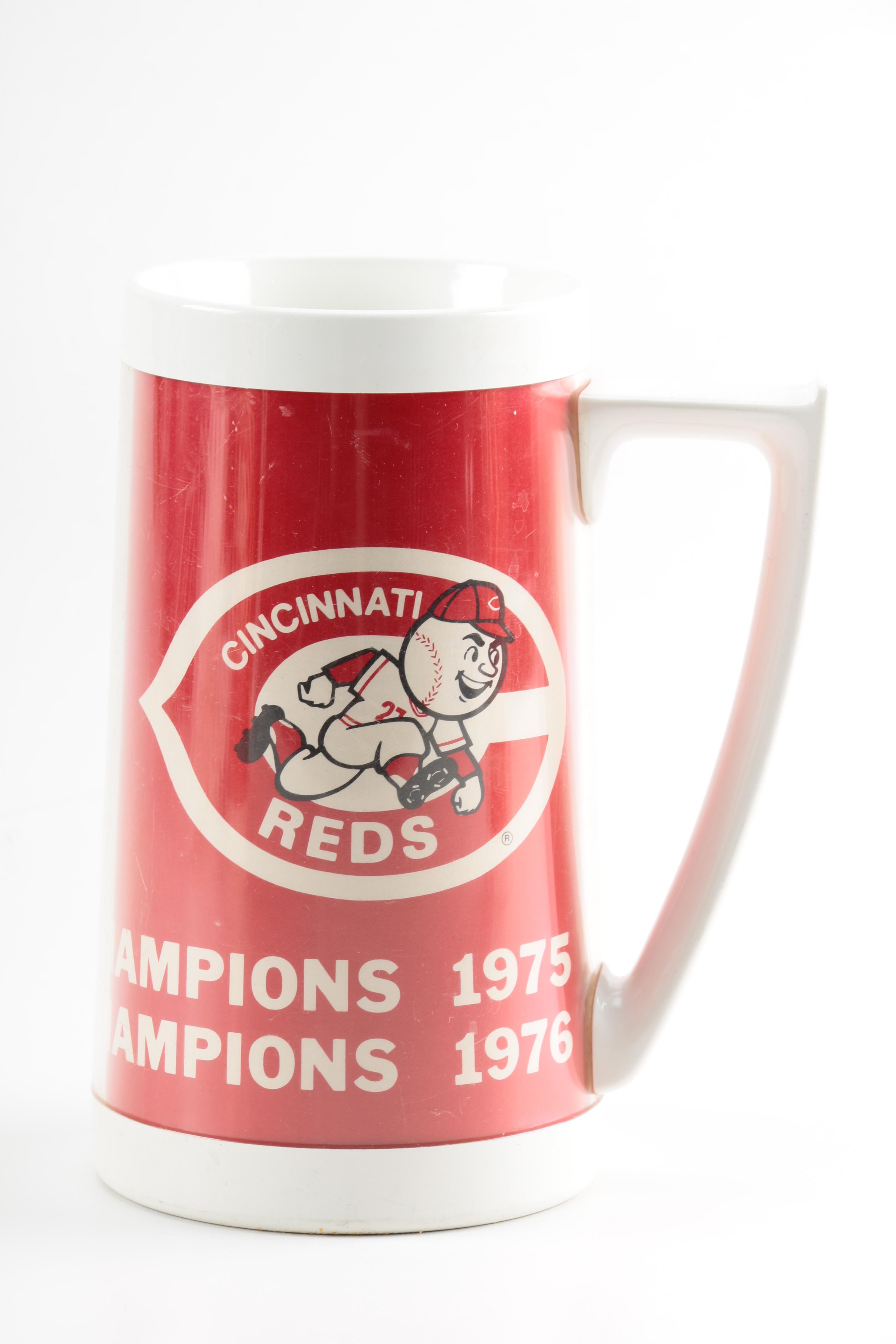 Plastic ThermoServ Cincinnati Reds Champions Mugs