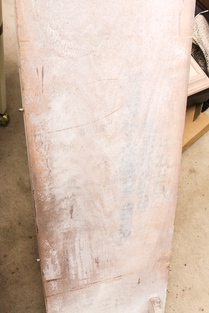 Modern Style Dining Table and Chairs