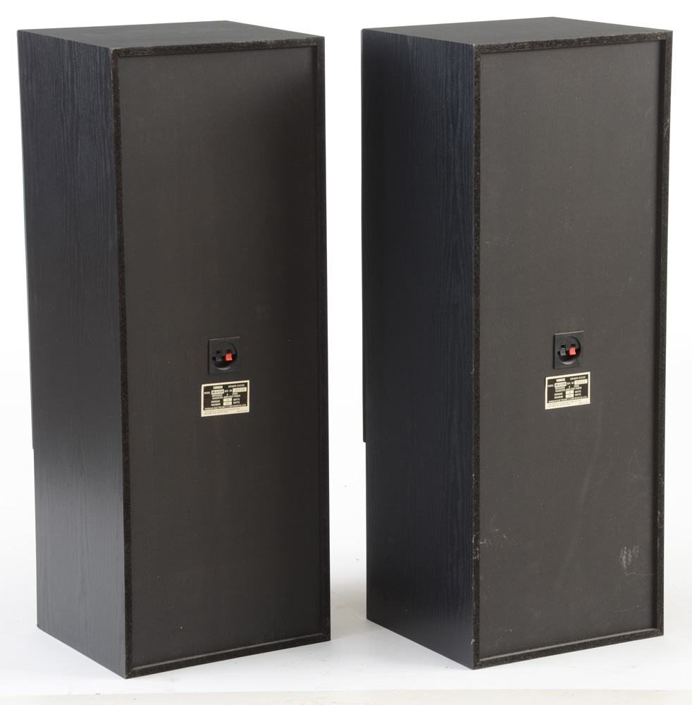 Pair of Yamaha Floor Speakers