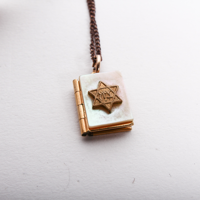 Vintage Bulova Rolled Gold Plate Watch with Granat Bros. Pin and Star of David Pendant Necklace