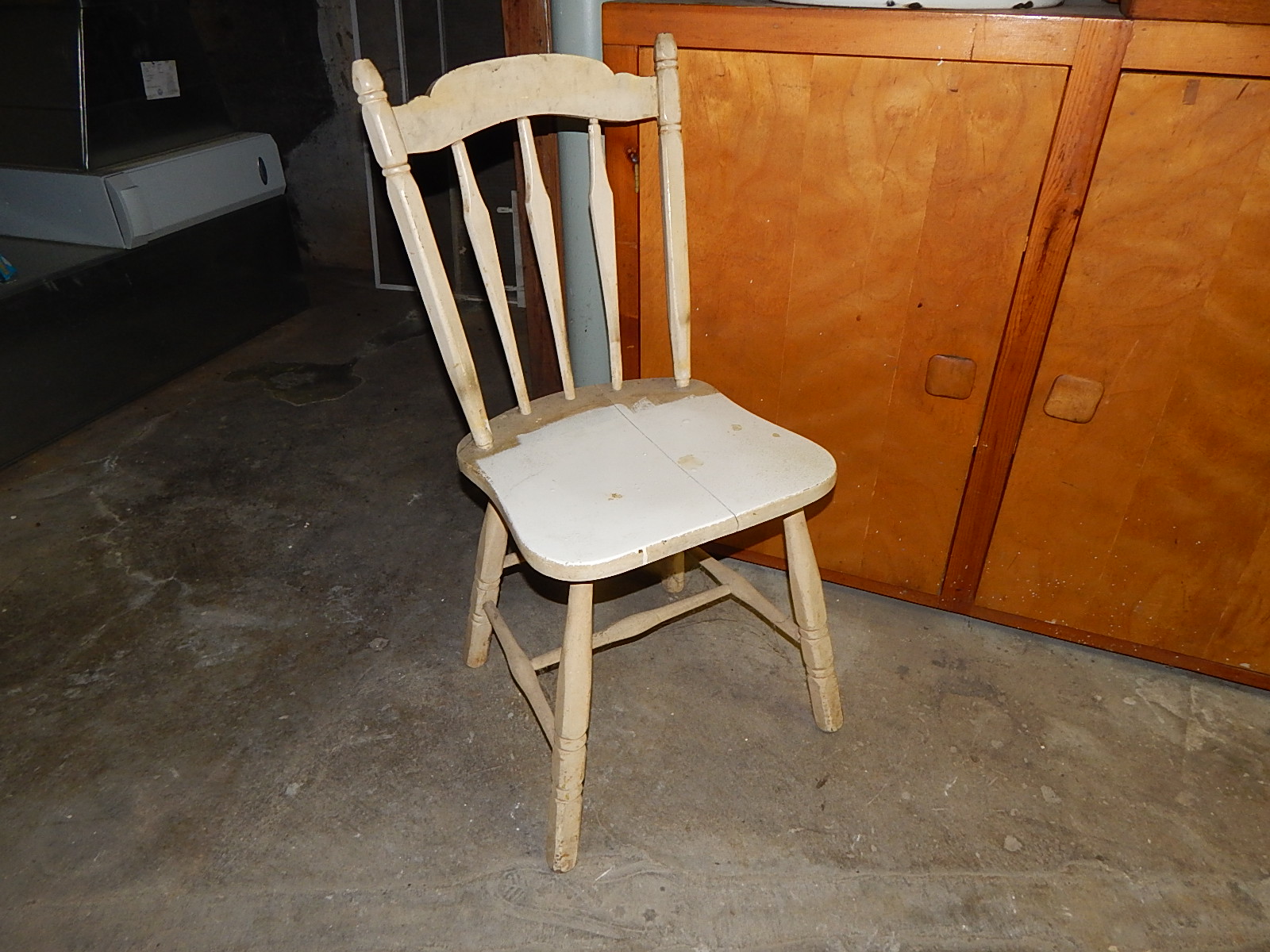 Cabinet, Chair, Porcelain Roasters