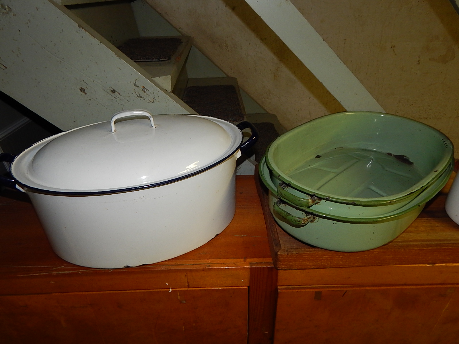 Cabinet, Chair, Porcelain Roasters