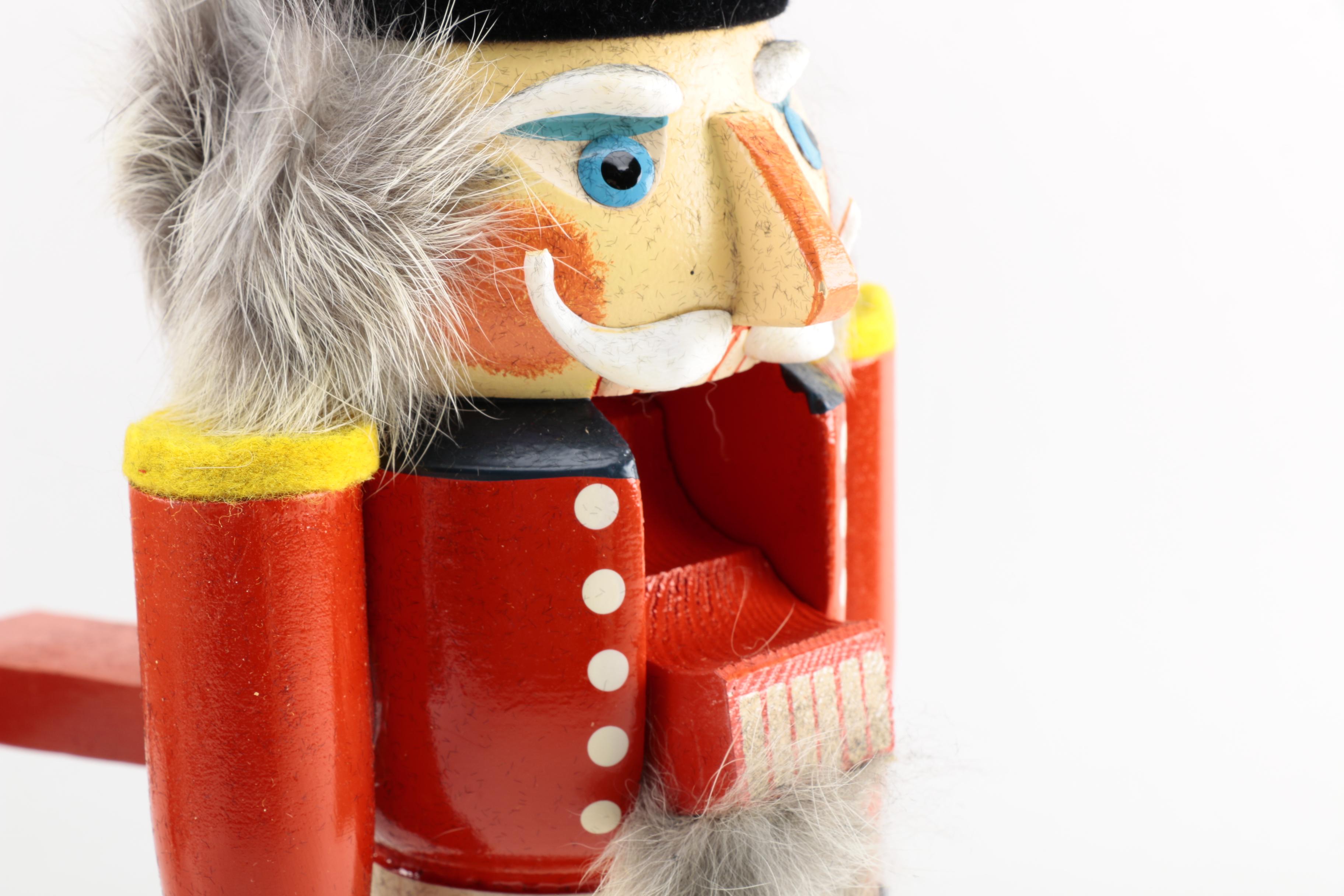 Vero German Nutcrackers