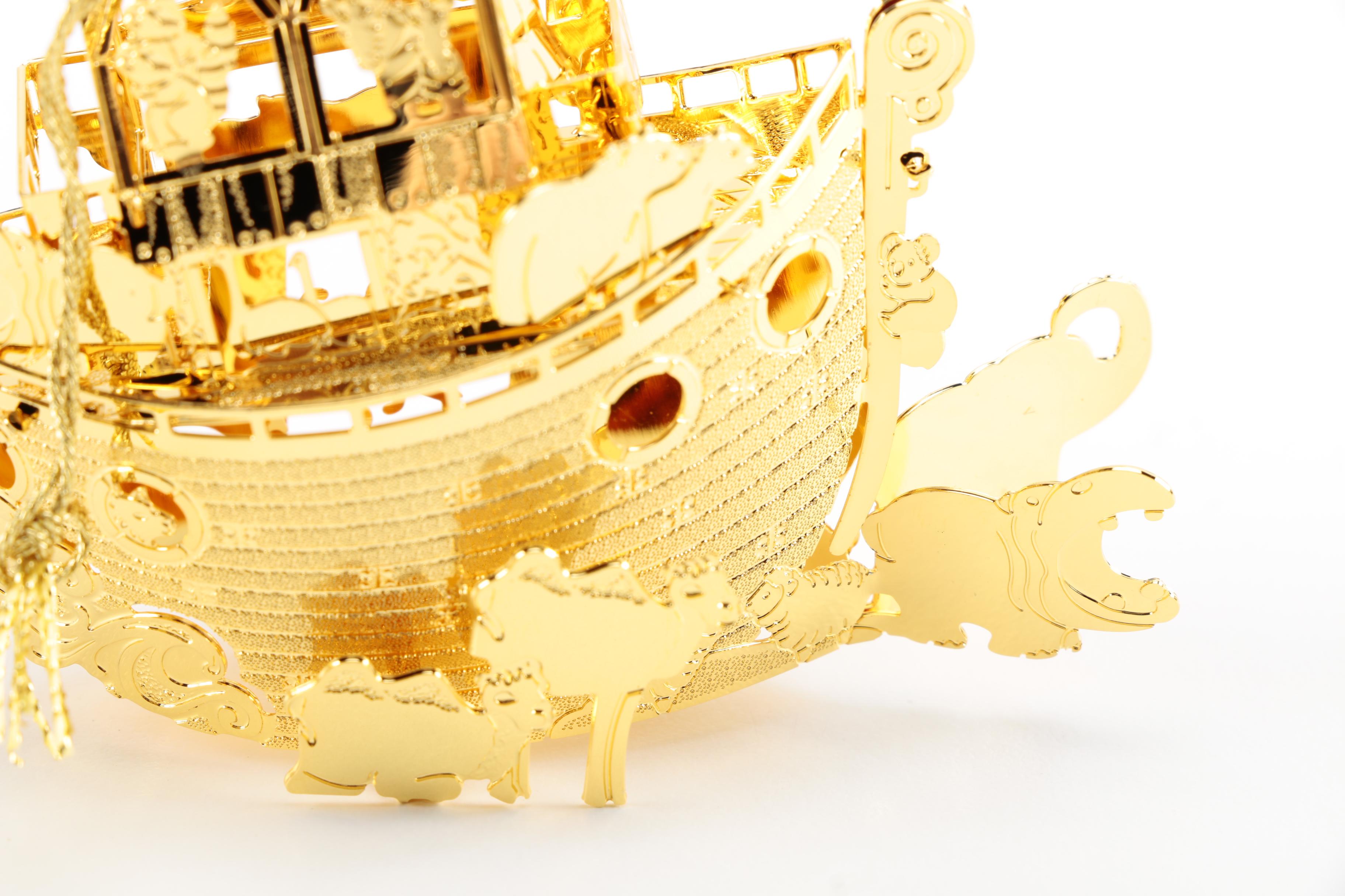Danbury Mint 2001 Annual Gold Tone "Noah's Ark" Ornaments
