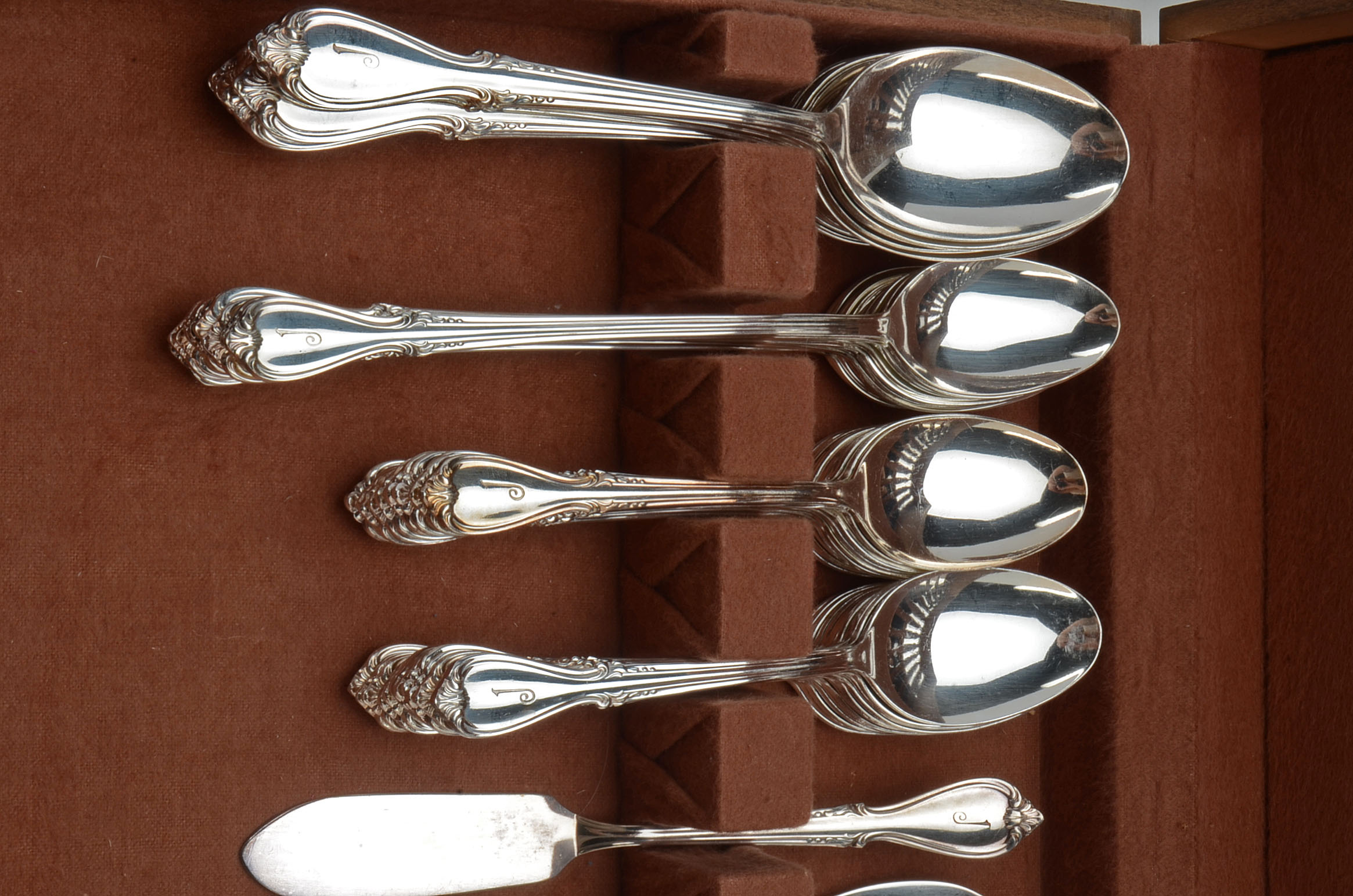 Vintage Wm. Rogers Mfg. Co. Silver Plate "Memory" Flatware Set