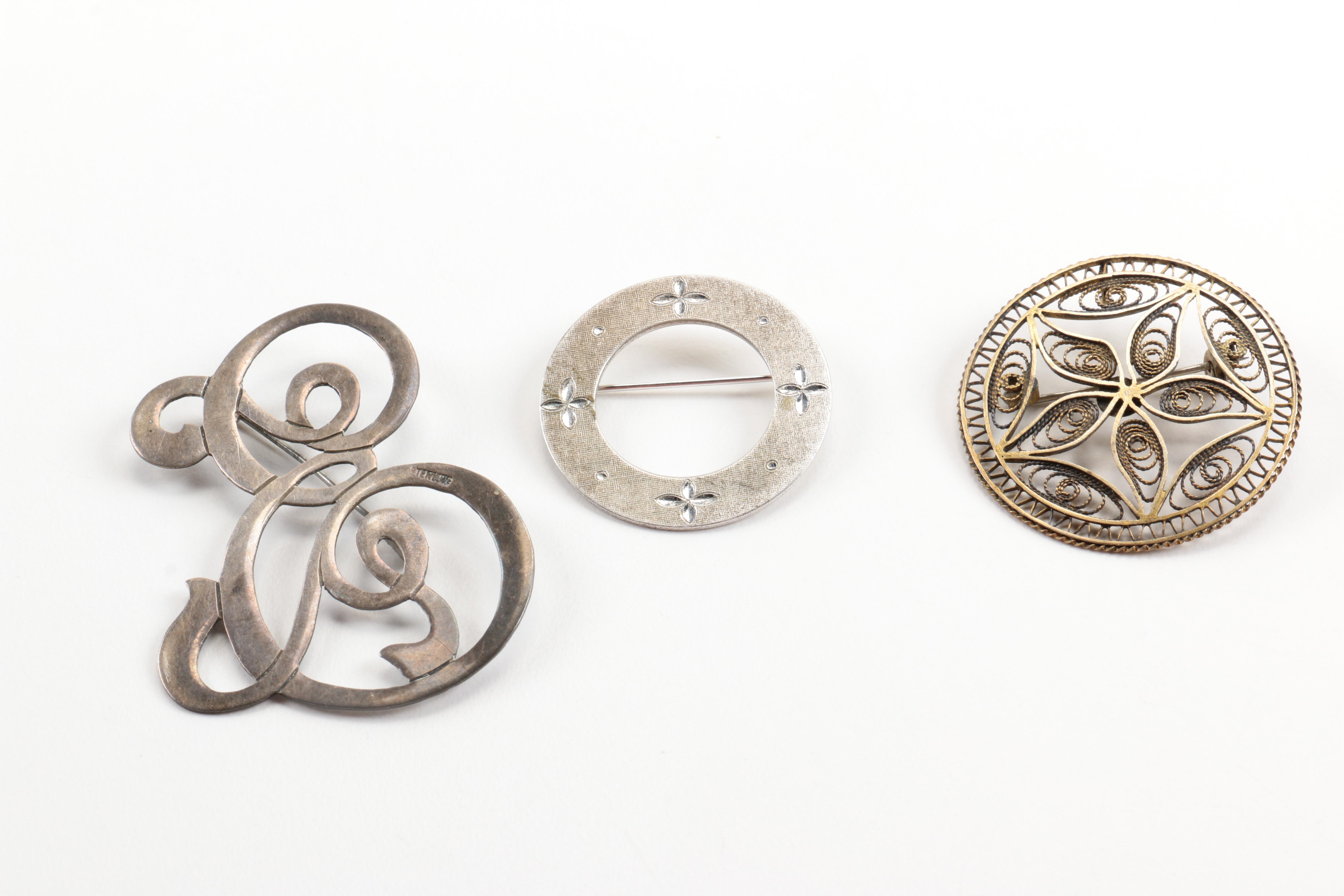 Assortment of Sterling Silver Jewelry