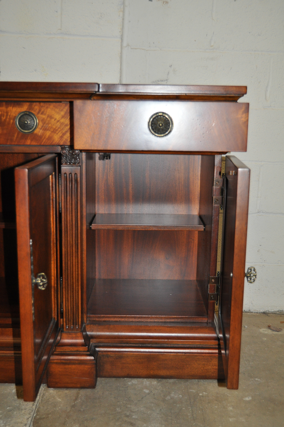 Havertys Collections Mahogany Breakfront China Cabinet