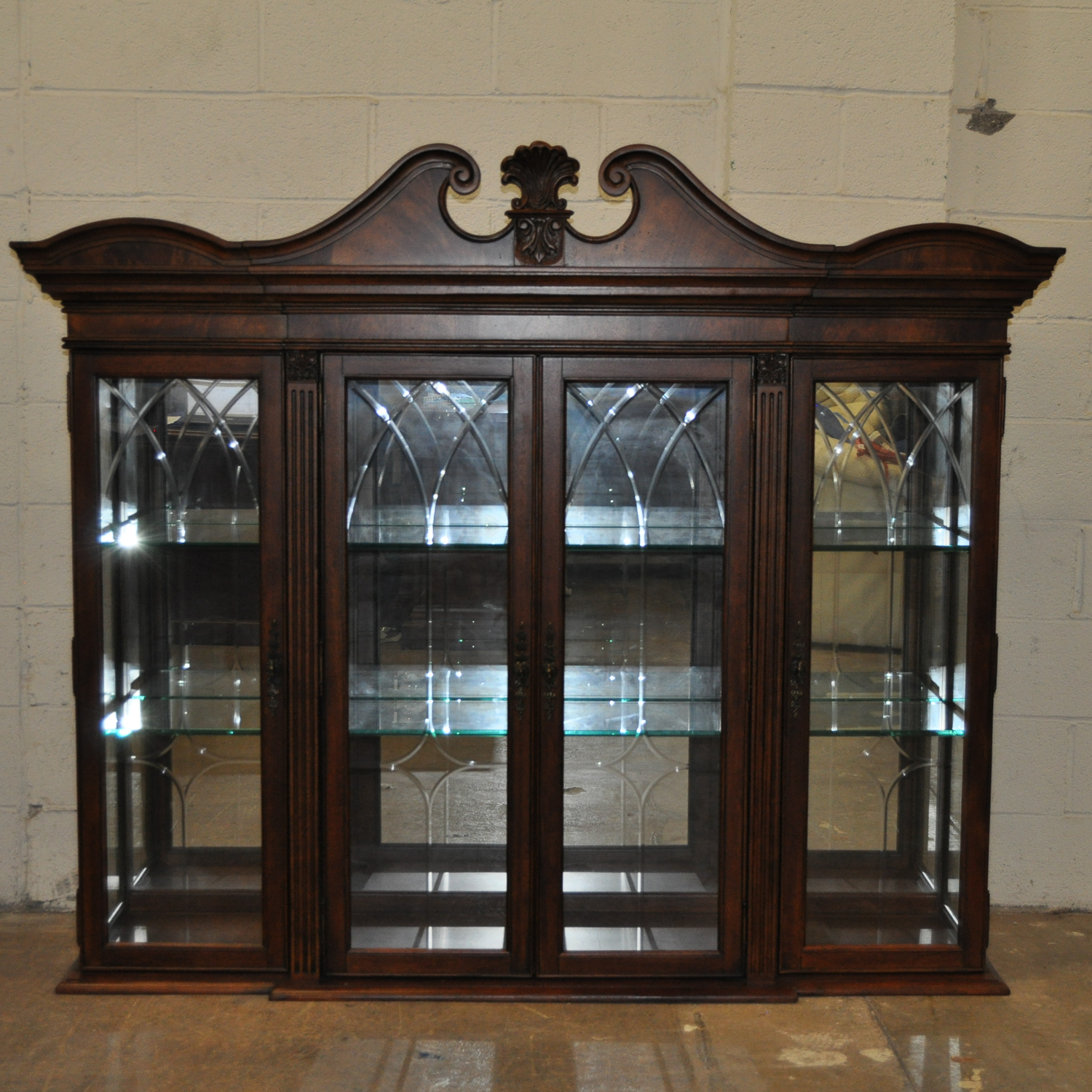 Havertys Collections Mahogany Breakfront China Cabinet