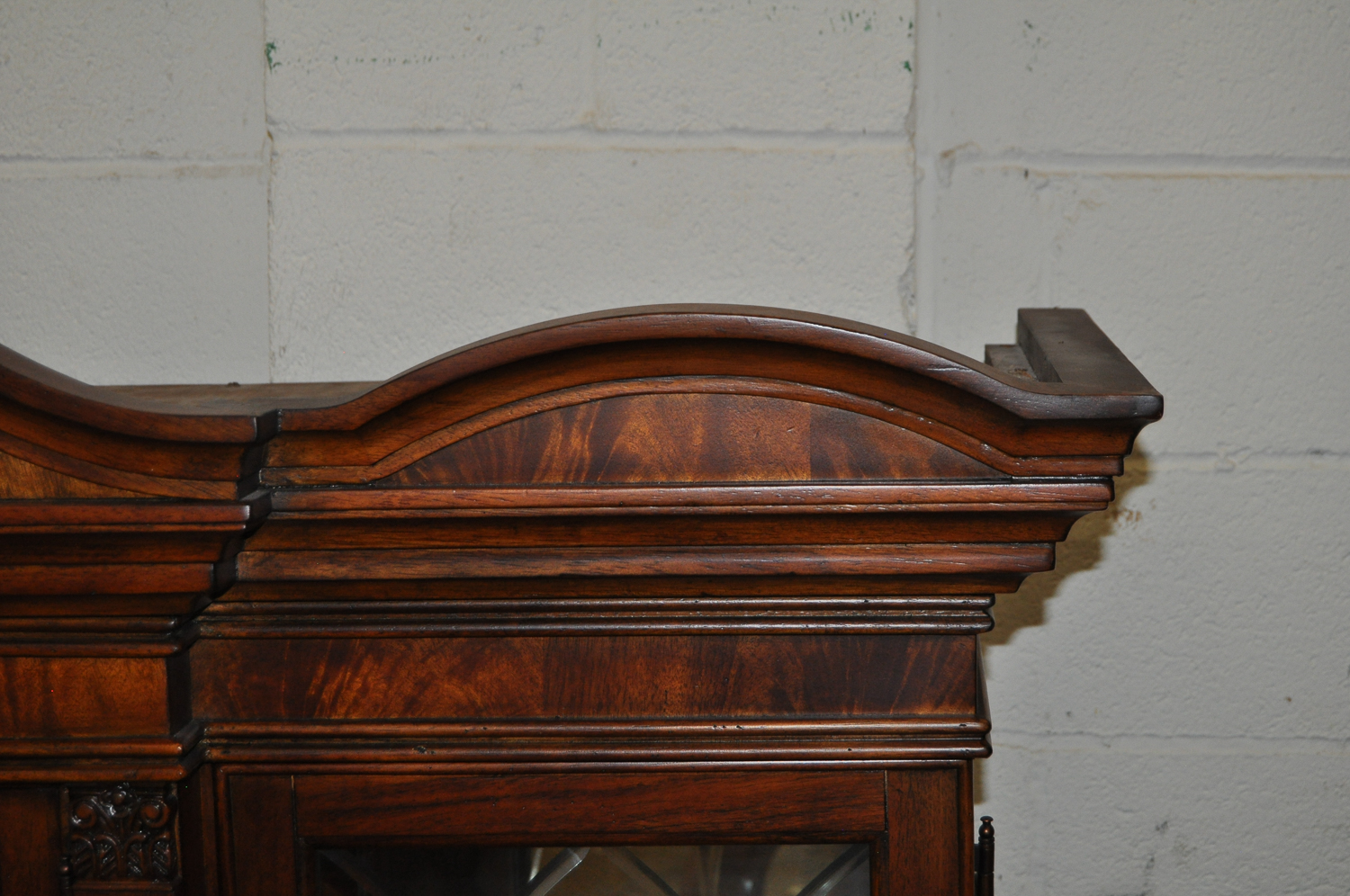 Havertys Collections Mahogany Breakfront China Cabinet