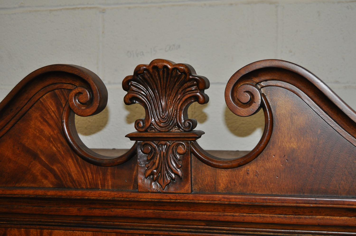 Havertys Collections Mahogany Breakfront China Cabinet