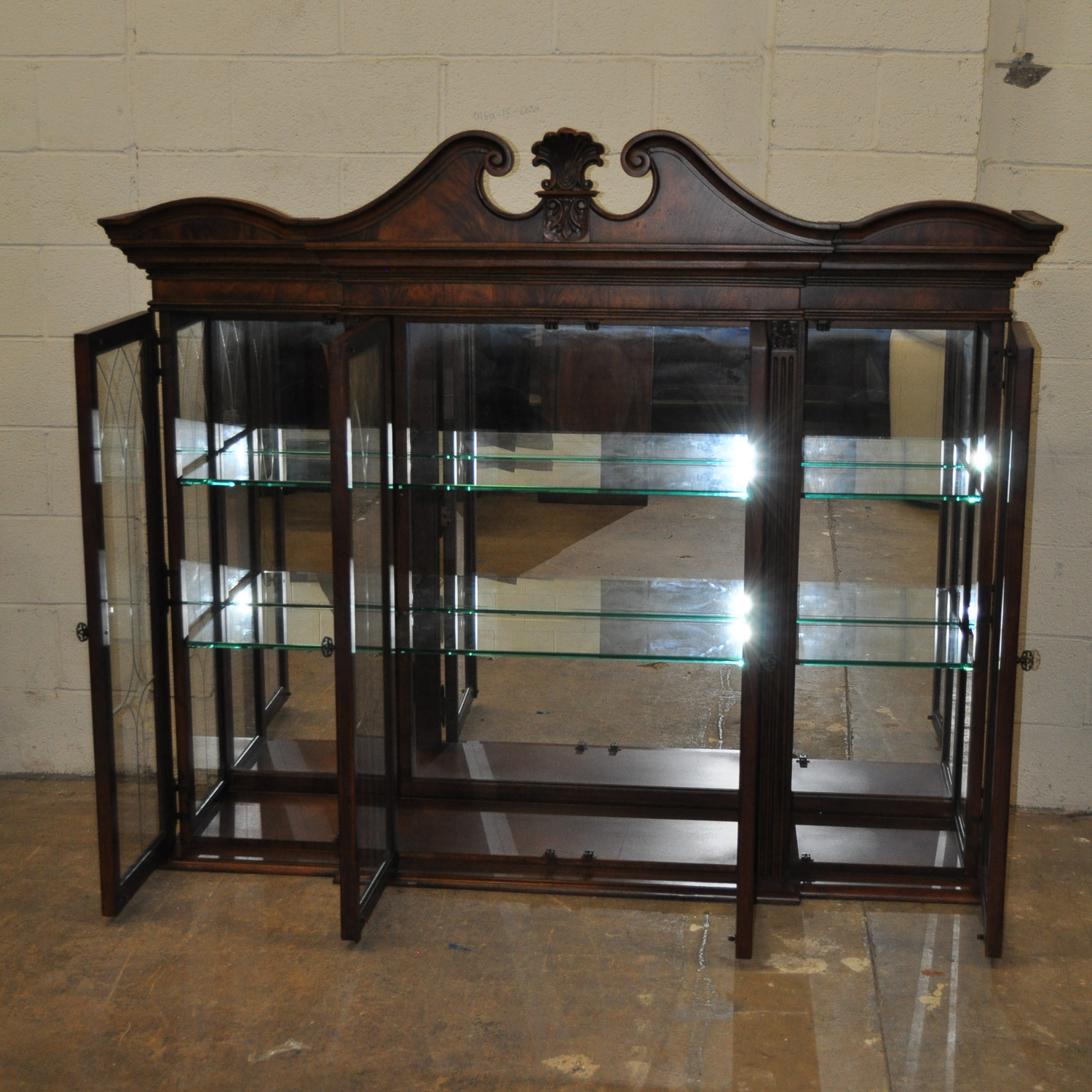 Havertys Collections Mahogany Breakfront China Cabinet