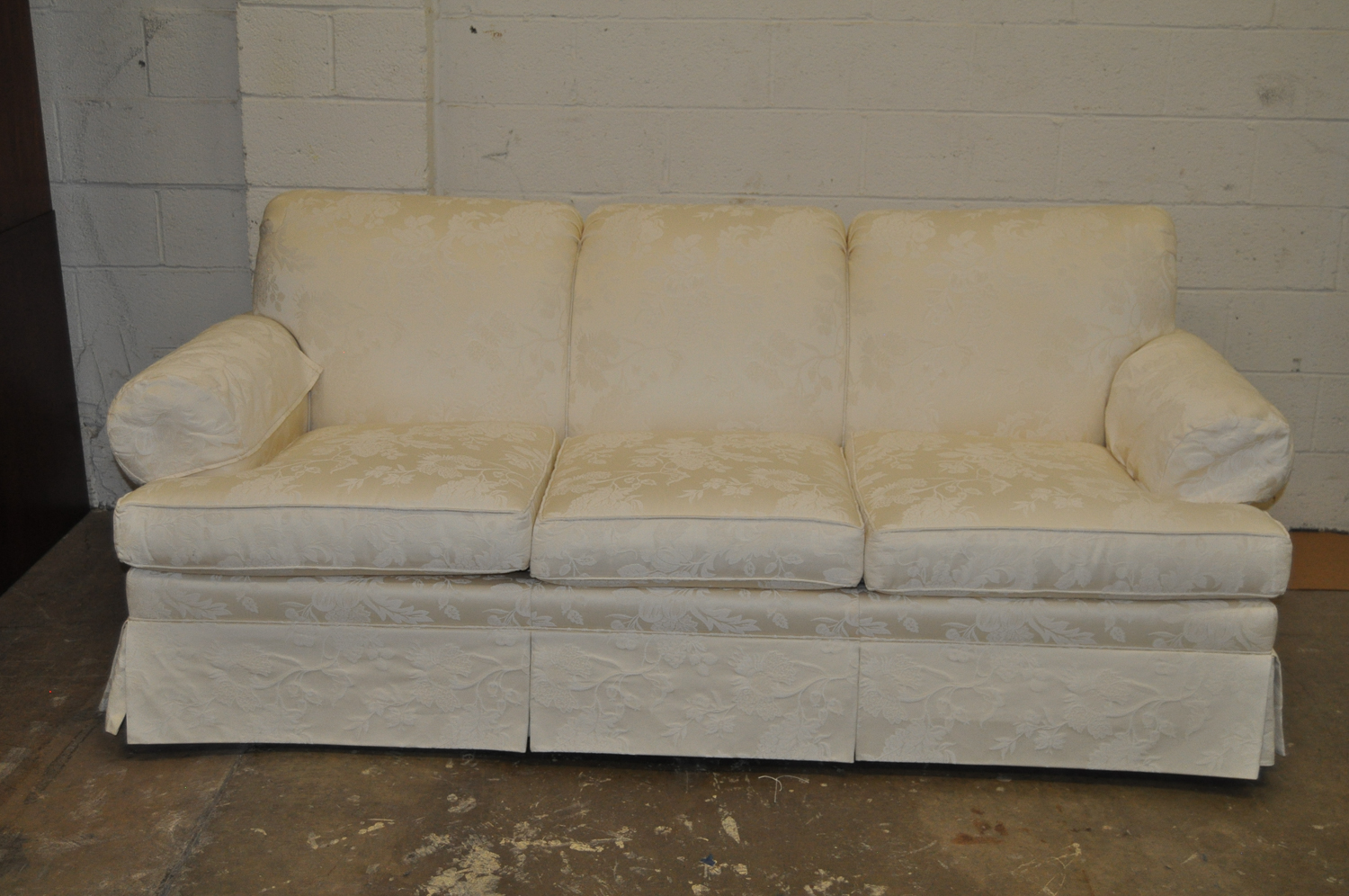 Ethan Allen Ivory "Maiden" Fruited-Vines Patterned Sofa