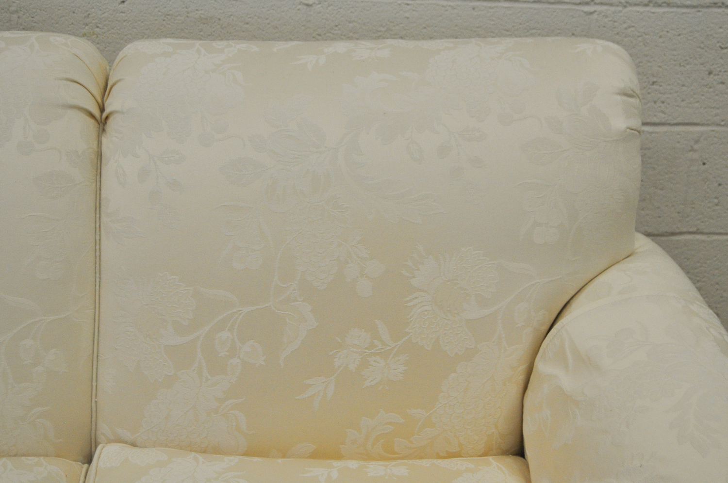 Ethan Allen Ivory "Maiden" Fruited-Vines Patterned Sofa
