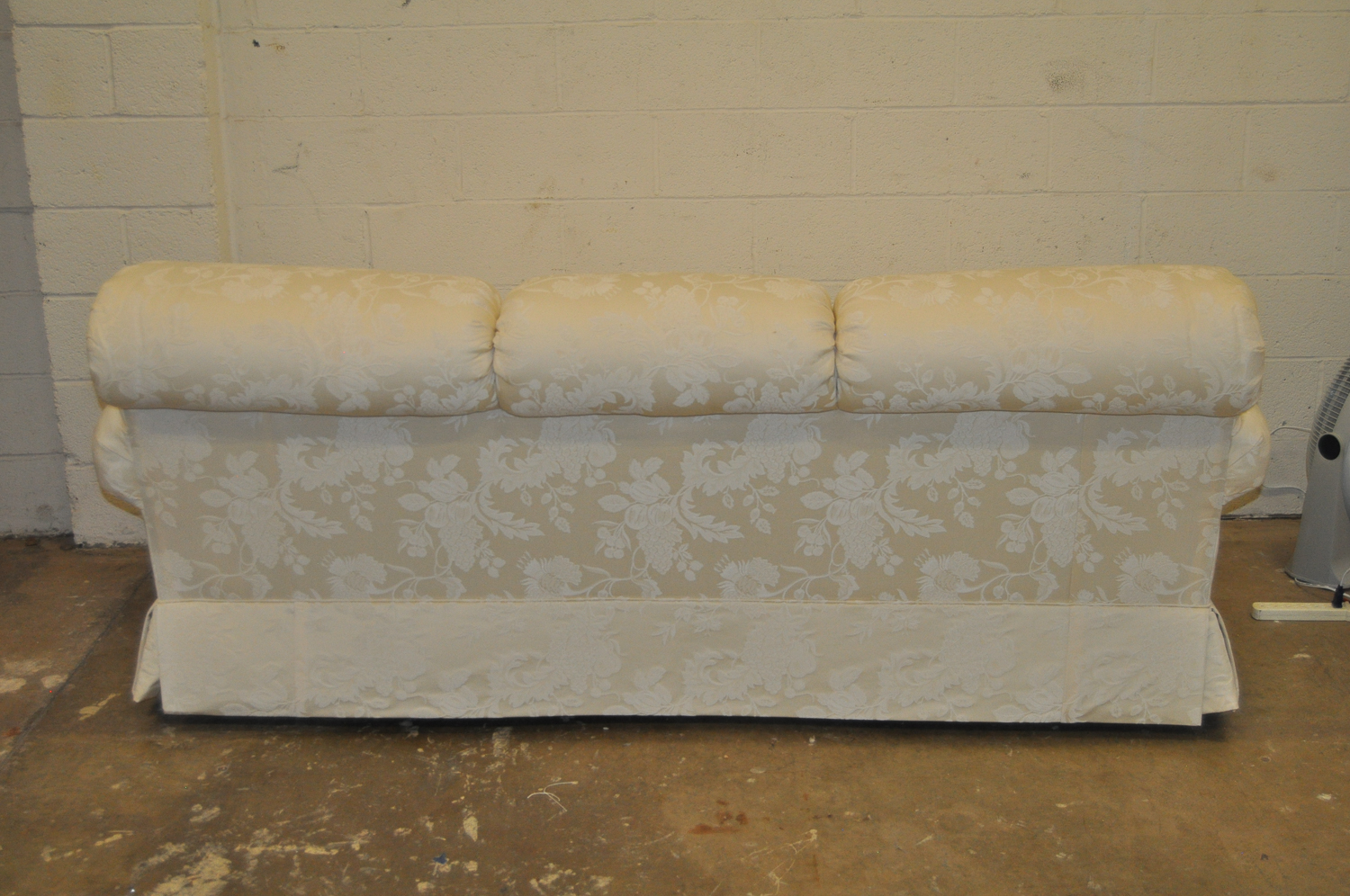 Ethan Allen Ivory "Maiden" Fruited-Vines Patterned Sofa