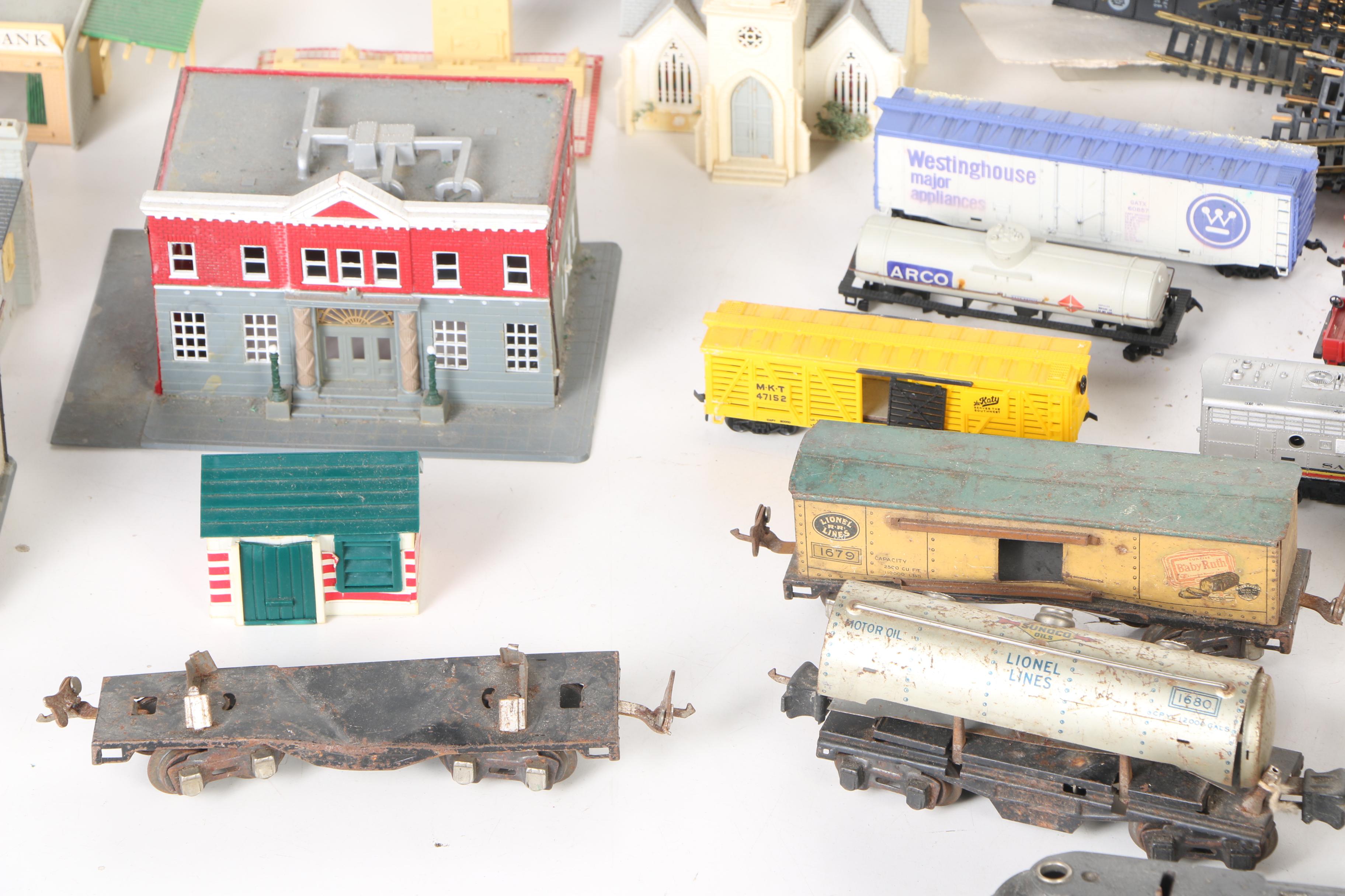 Model Train Assortment Including Lionel