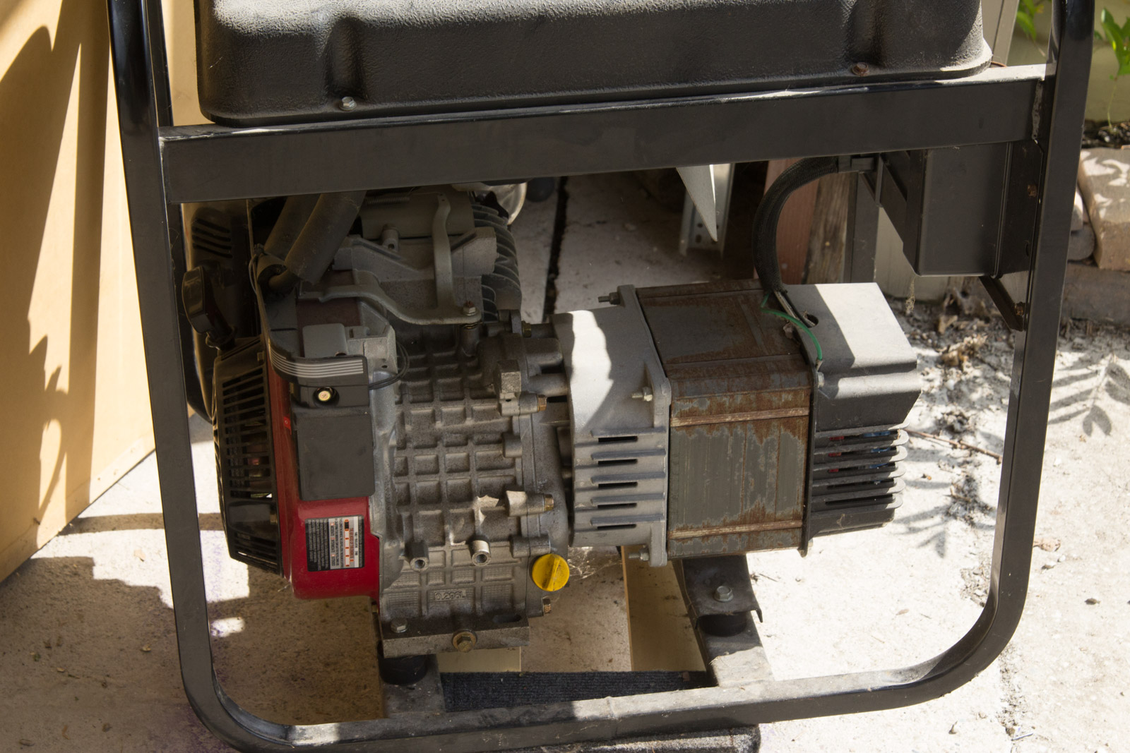 Coleman Powermate Pro Gen 5000 Generator