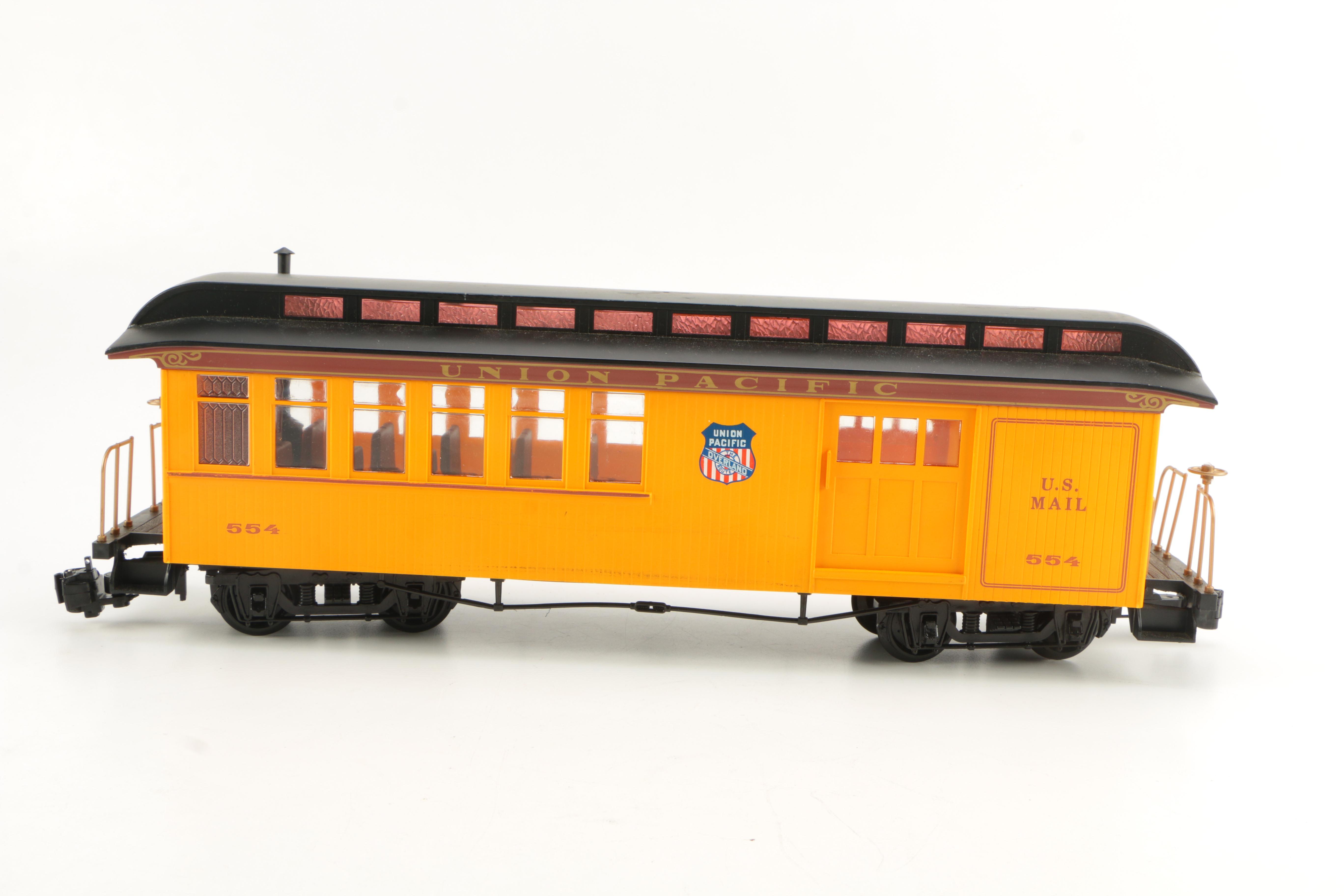 Bachmann HO Scale Train Set with Track and Accessories