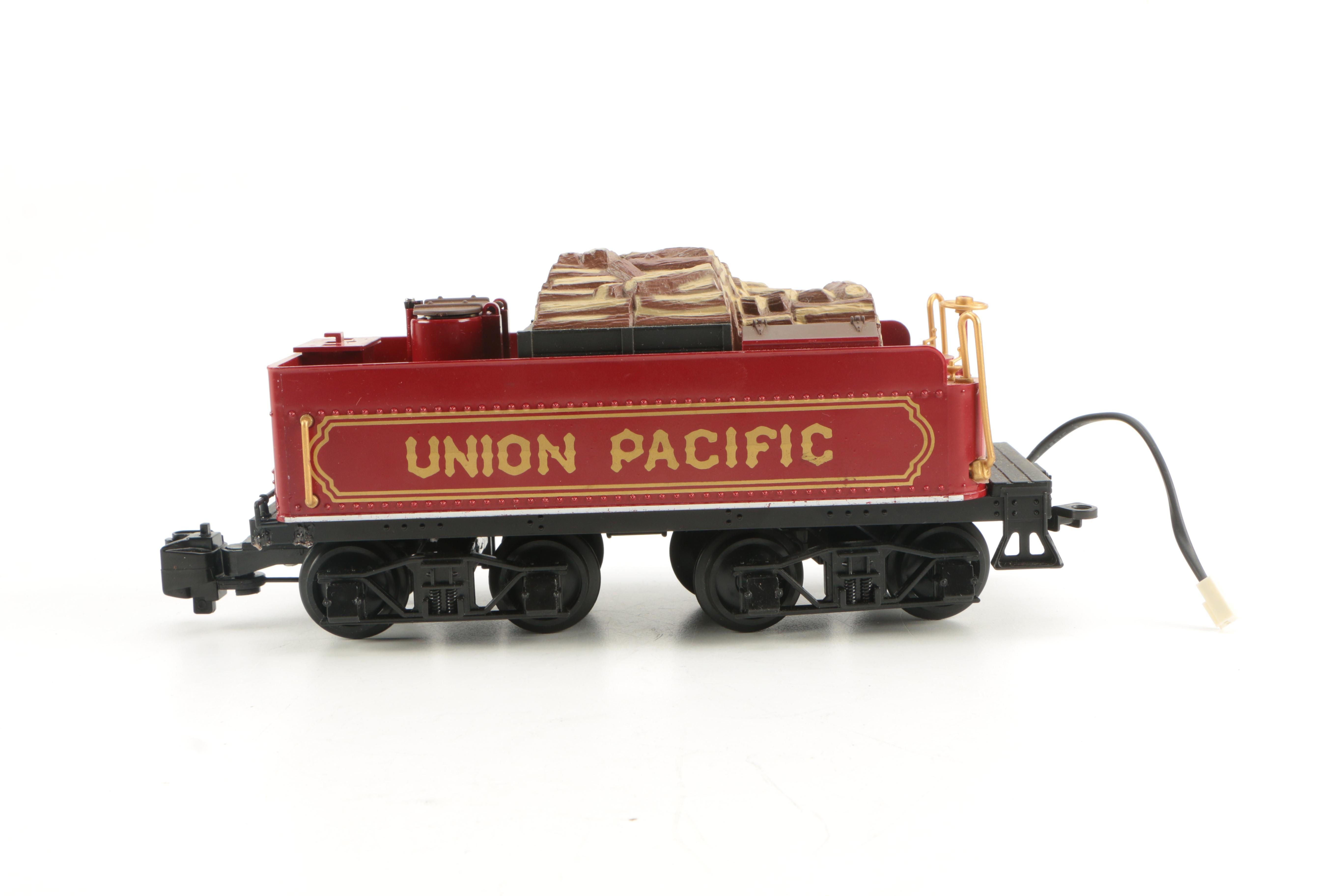 Bachmann HO Scale Train Set with Track and Accessories